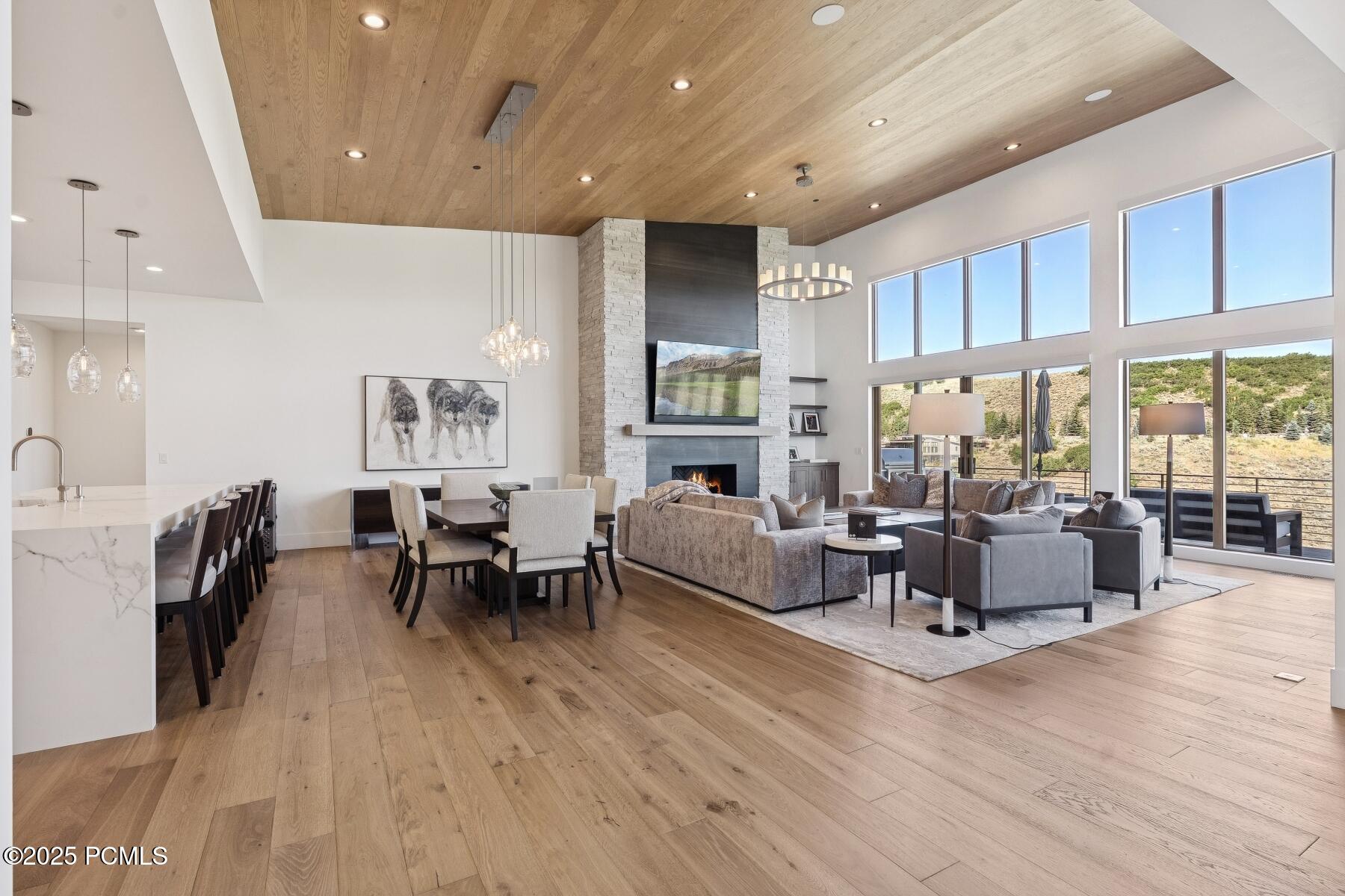 Park City, Utah 84098, United States, 4 Bedrooms Bedrooms, ,5 BathroomsBathrooms,Residential,Active,181725