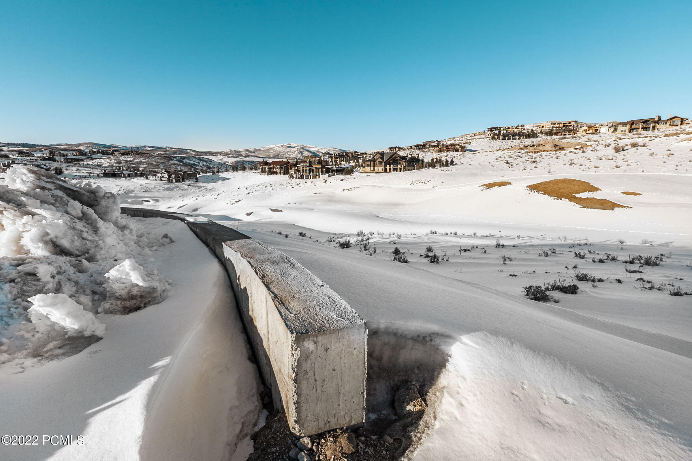 Park City, Utah 84098, United States, 4 Bedrooms Bedrooms, ,4 BathroomsBathrooms,Residential,Pending,75464