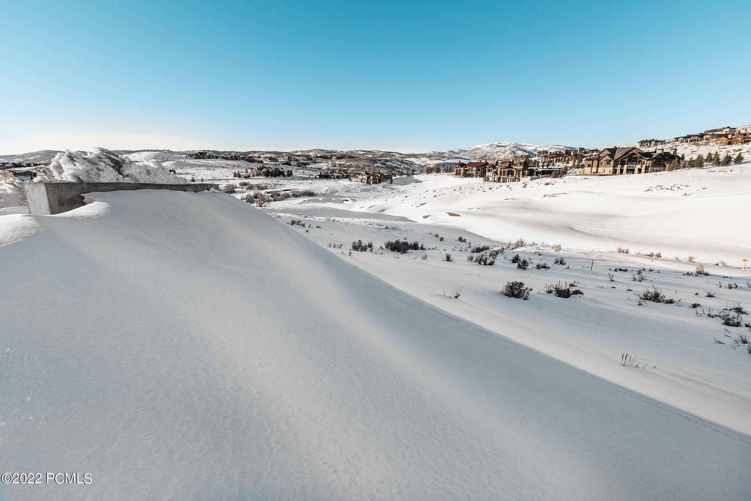 Park City, Utah 84098, United States, 4 Bedrooms Bedrooms, ,4 BathroomsBathrooms,Residential,Pending,75464