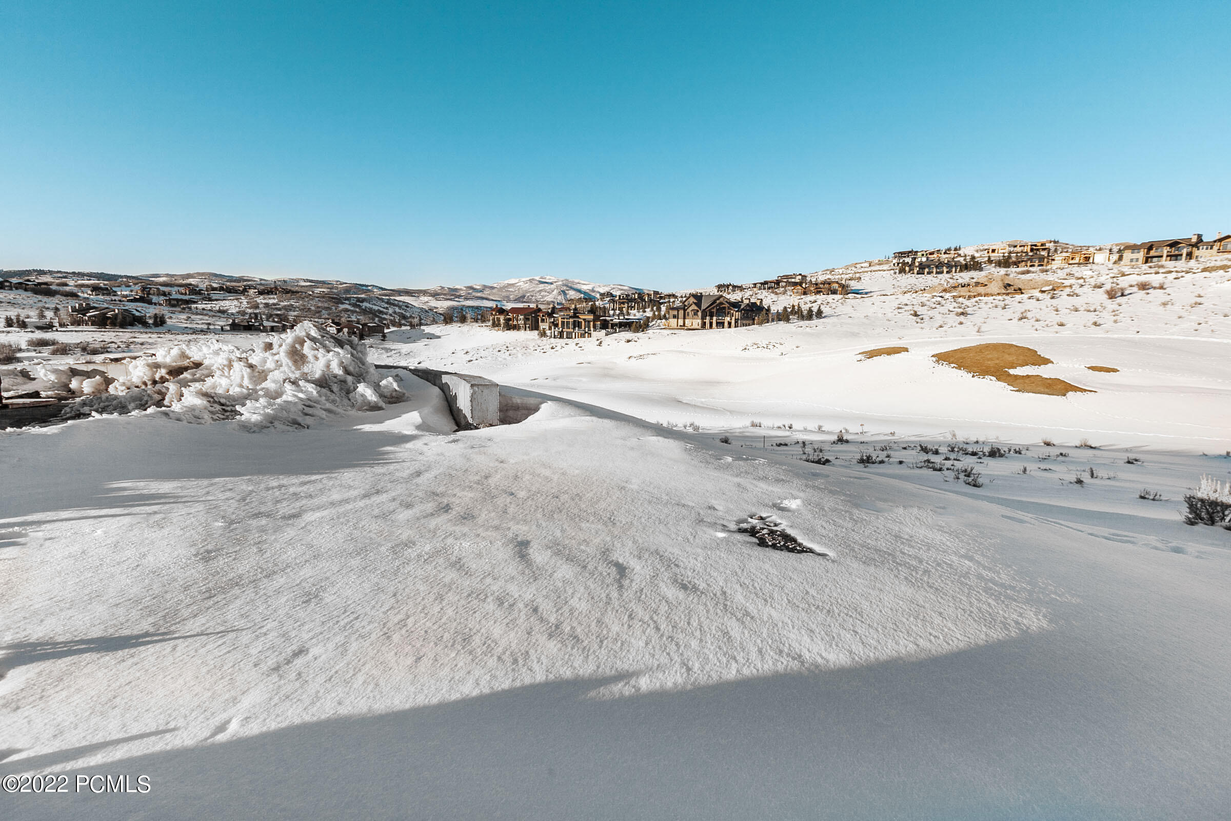 Park City, Utah 84098, United States, 4 Bedrooms Bedrooms, ,4 BathroomsBathrooms,Residential,Pending,75464