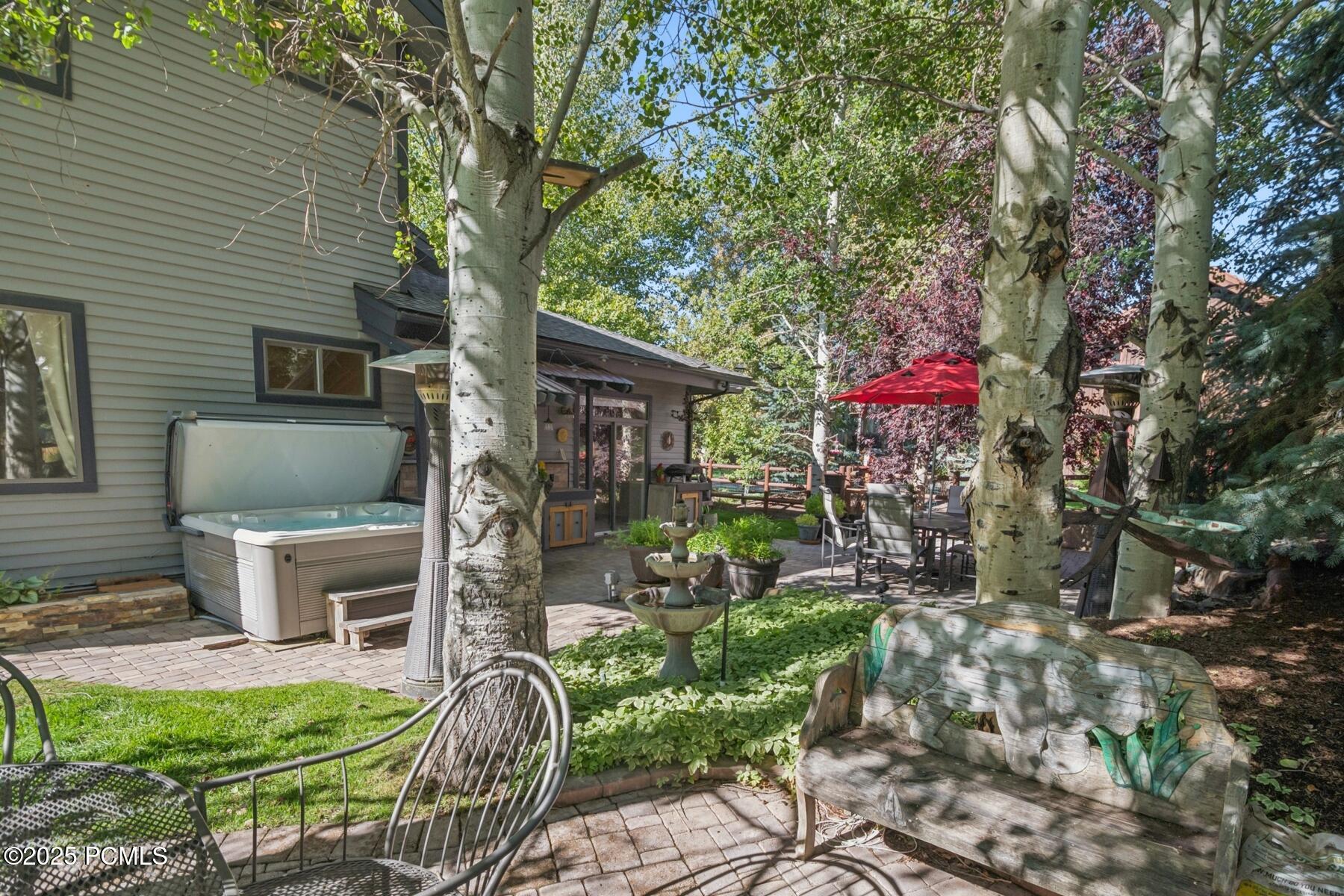 Park City, Utah 84060, United States, 3 Bedrooms Bedrooms, ,5 BathroomsBathrooms,Residential,Active,218733