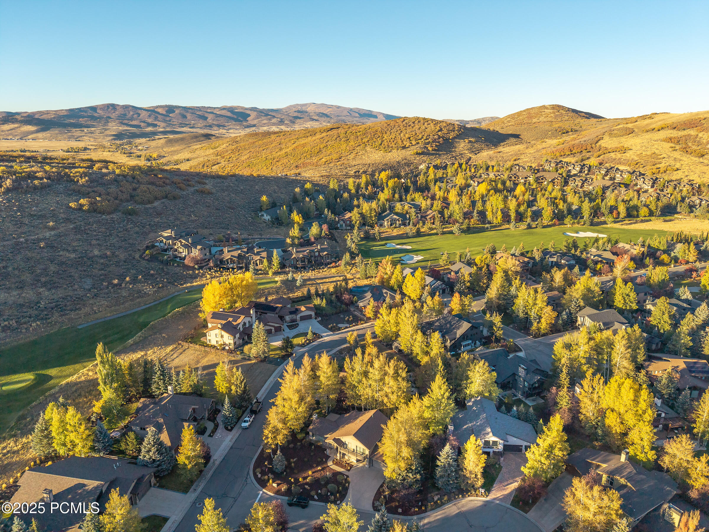 Park City, Utah 84060, United States, 3 Bedrooms Bedrooms, ,5 BathroomsBathrooms,Residential,Active,218733