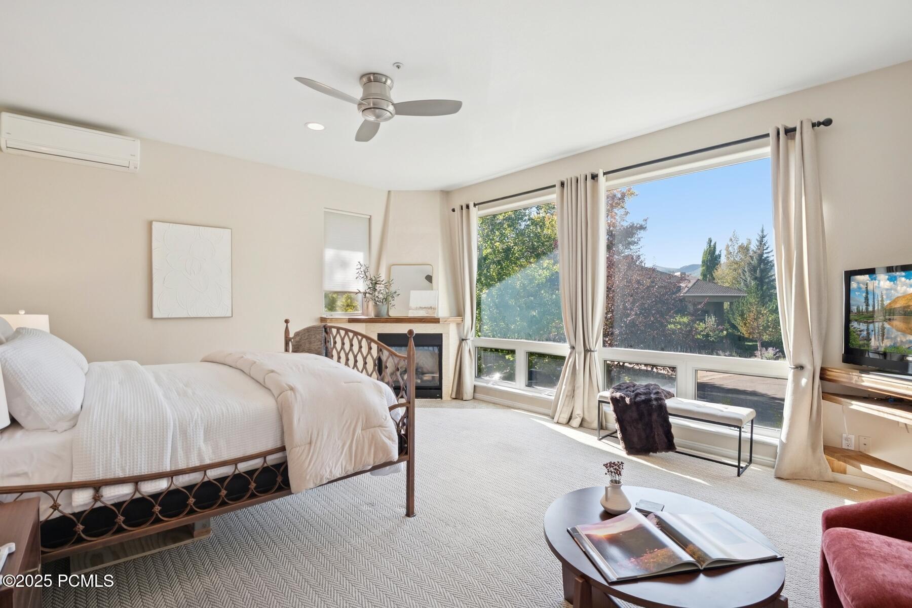 Park City, Utah 84060, United States, 3 Bedrooms Bedrooms, ,5 BathroomsBathrooms,Residential,Active,218733