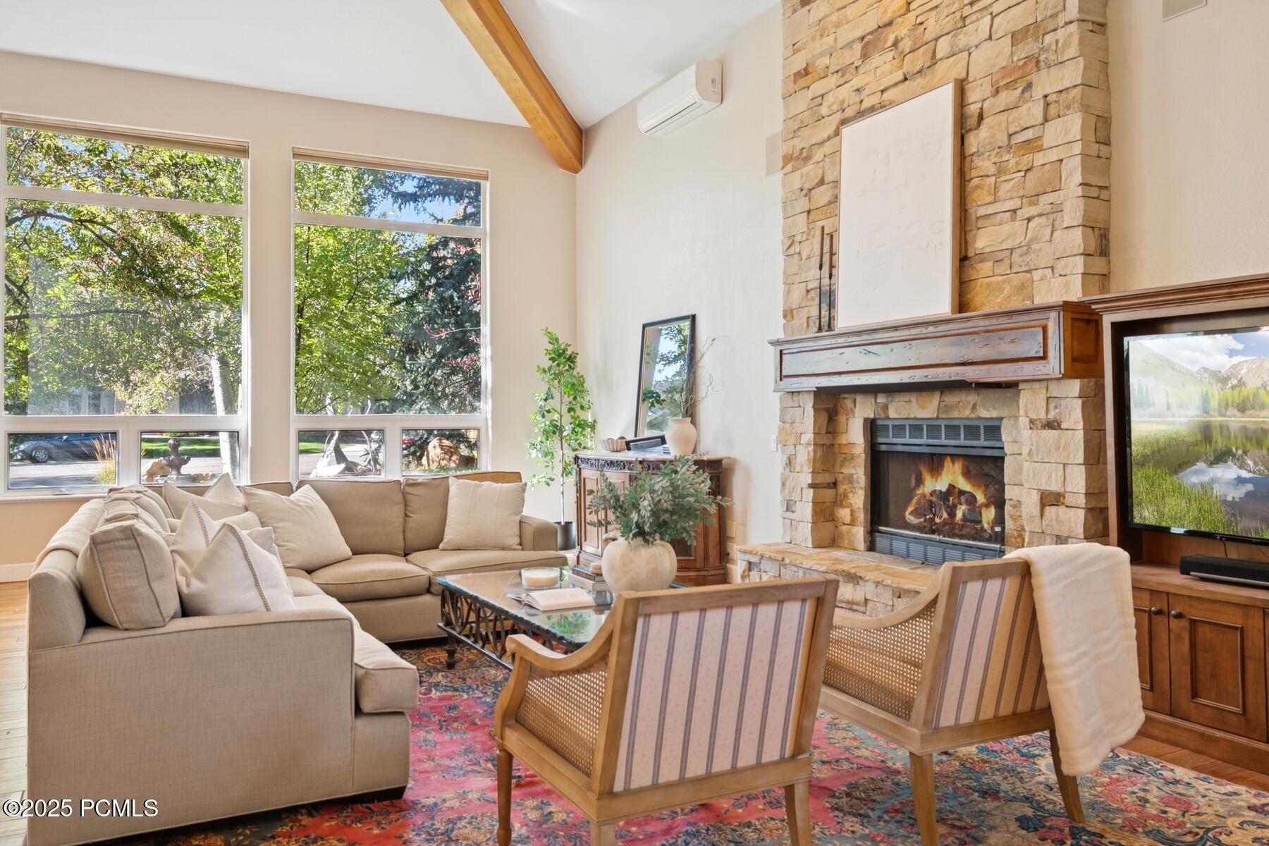 Park City, Utah 84060, United States, 3 Bedrooms Bedrooms, ,5 BathroomsBathrooms,Residential,Active,218733