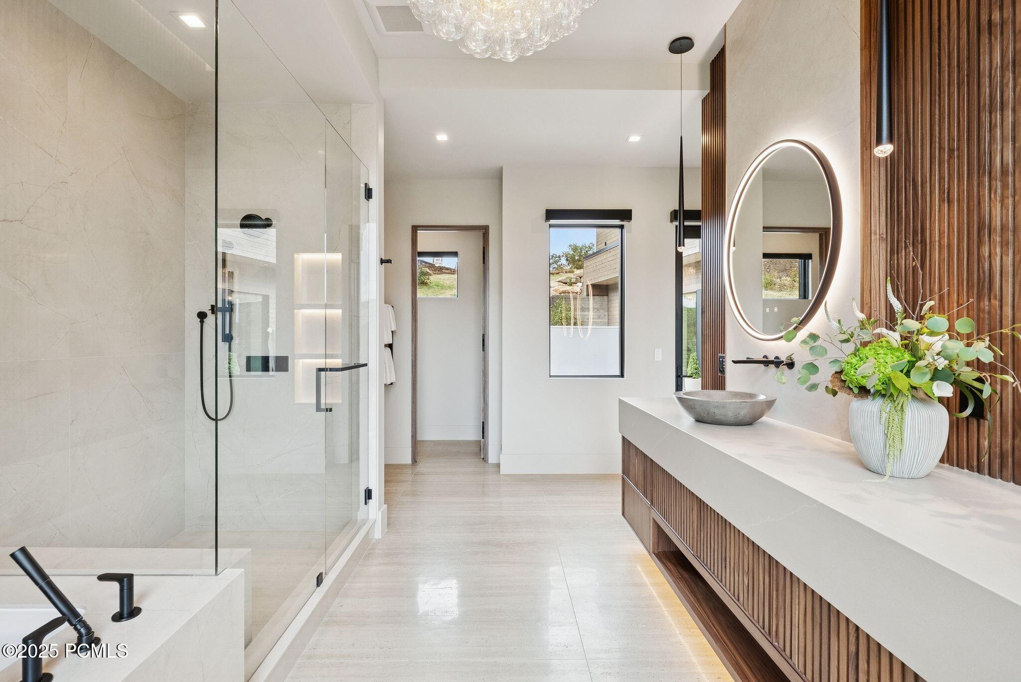 Park City, Utah 84060, United States, 6 Bedrooms Bedrooms, ,9 BathroomsBathrooms,Residential,Active,207376