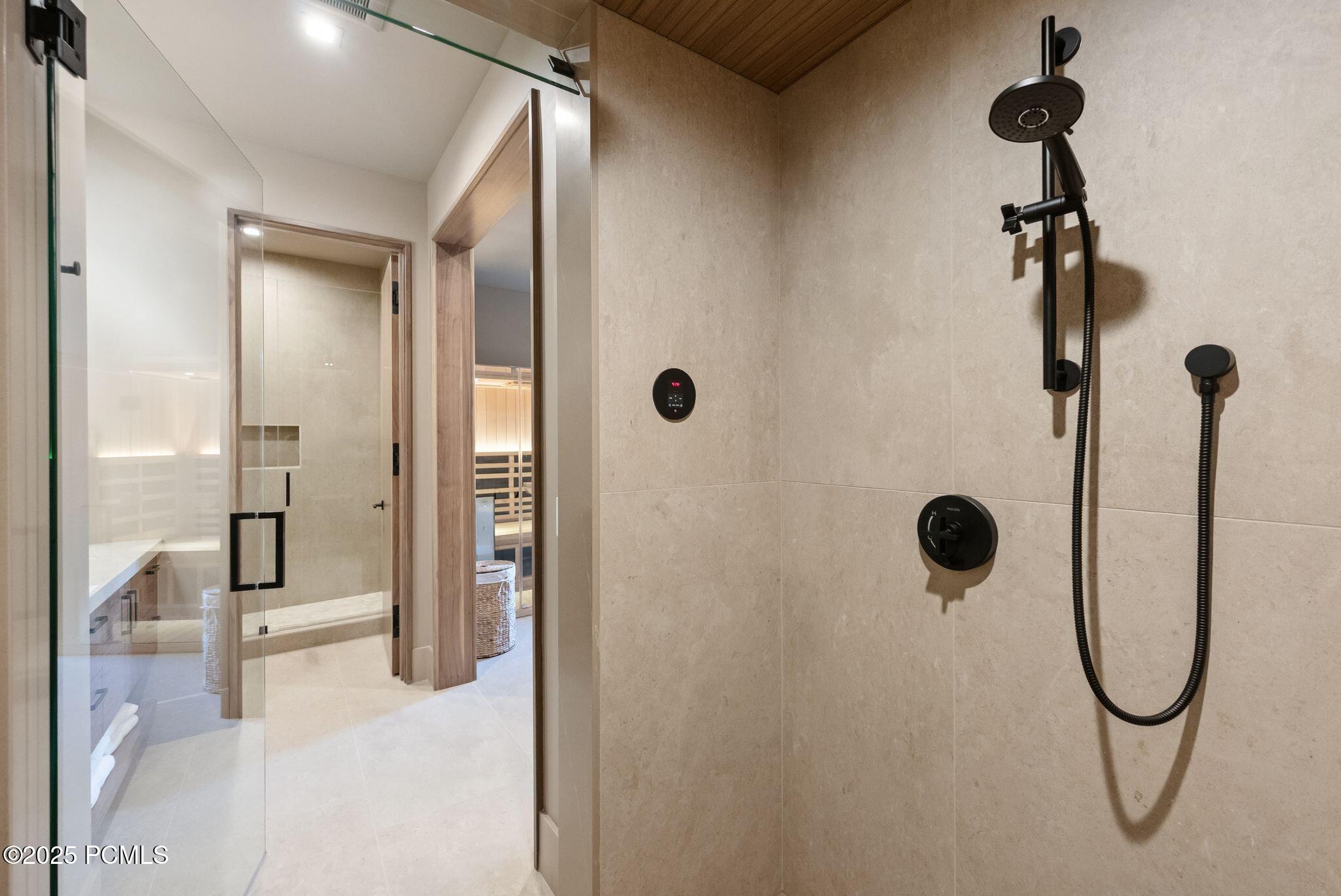 Park City, Utah 84060, United States, 6 Bedrooms Bedrooms, ,9 BathroomsBathrooms,Residential,Active,207376