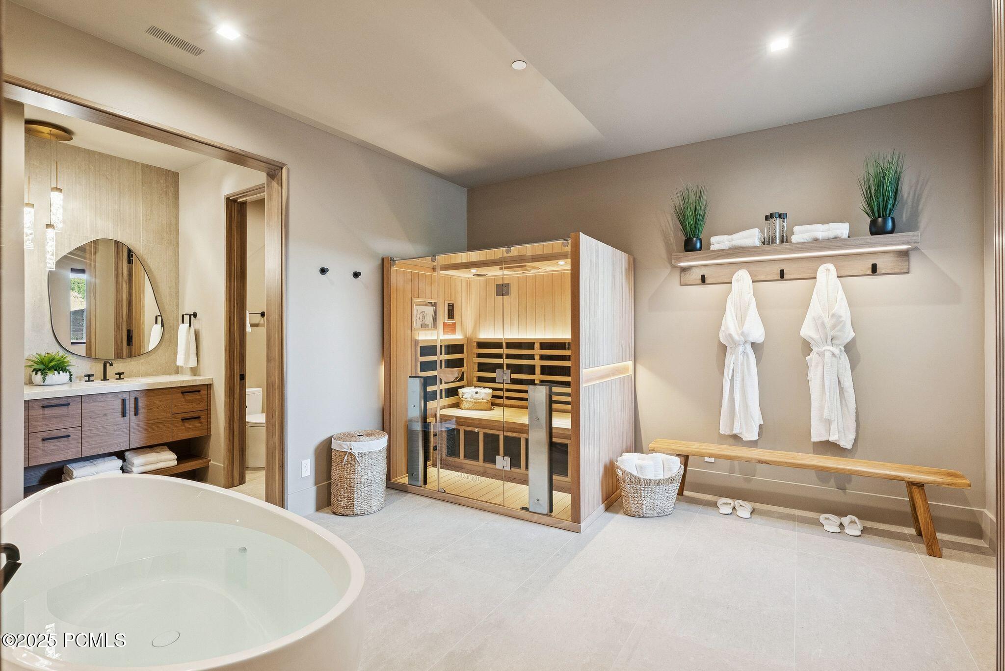 Park City, Utah 84060, United States, 6 Bedrooms Bedrooms, ,9 BathroomsBathrooms,Residential,Active,207376