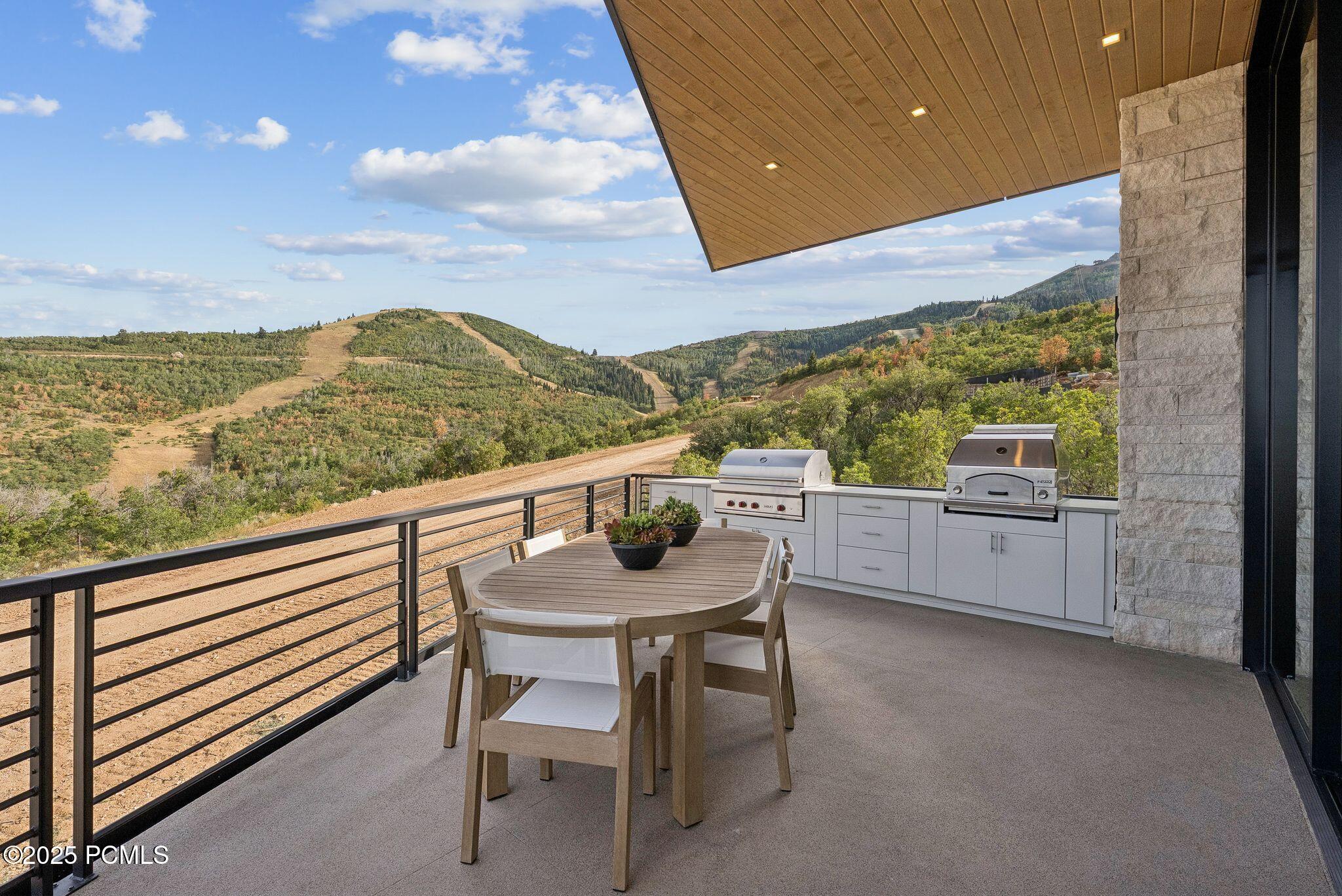 Park City, Utah 84060, United States, 6 Bedrooms Bedrooms, ,9 BathroomsBathrooms,Residential,Active,207376