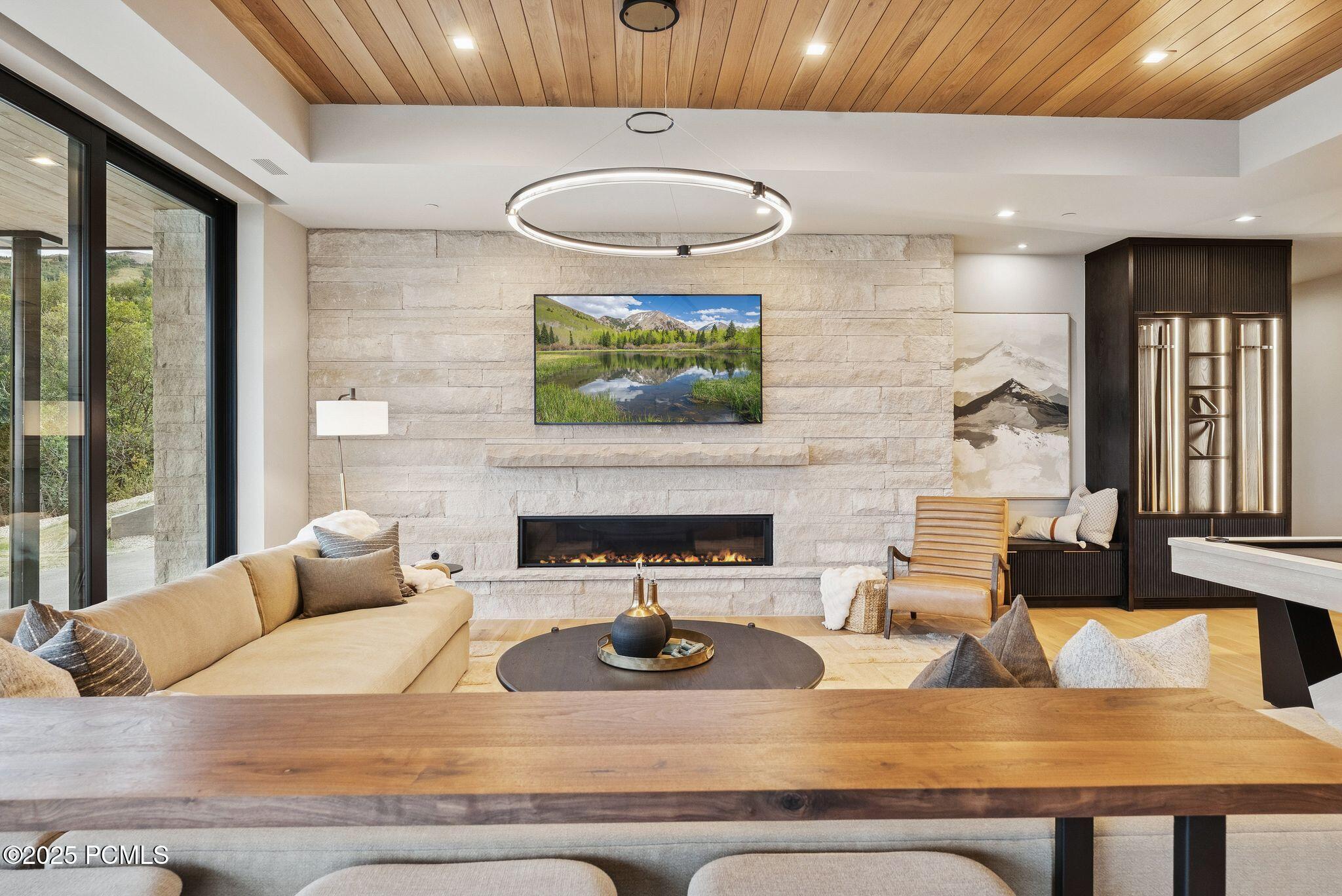 Park City, Utah 84060, United States, 6 Bedrooms Bedrooms, ,9 BathroomsBathrooms,Residential,Active,207376