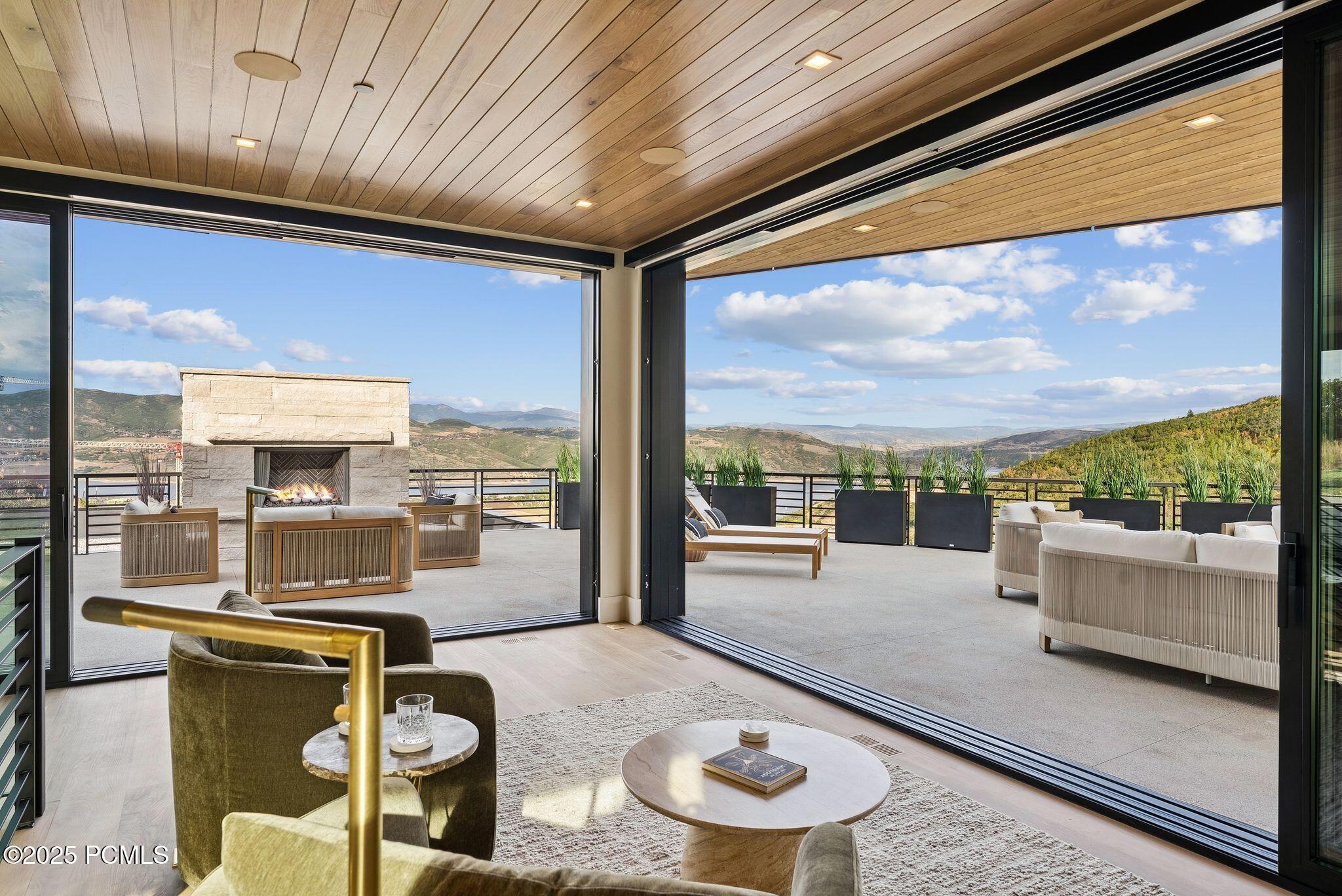 Park City, Utah 84060, United States, 6 Bedrooms Bedrooms, ,9 BathroomsBathrooms,Residential,Active,207376