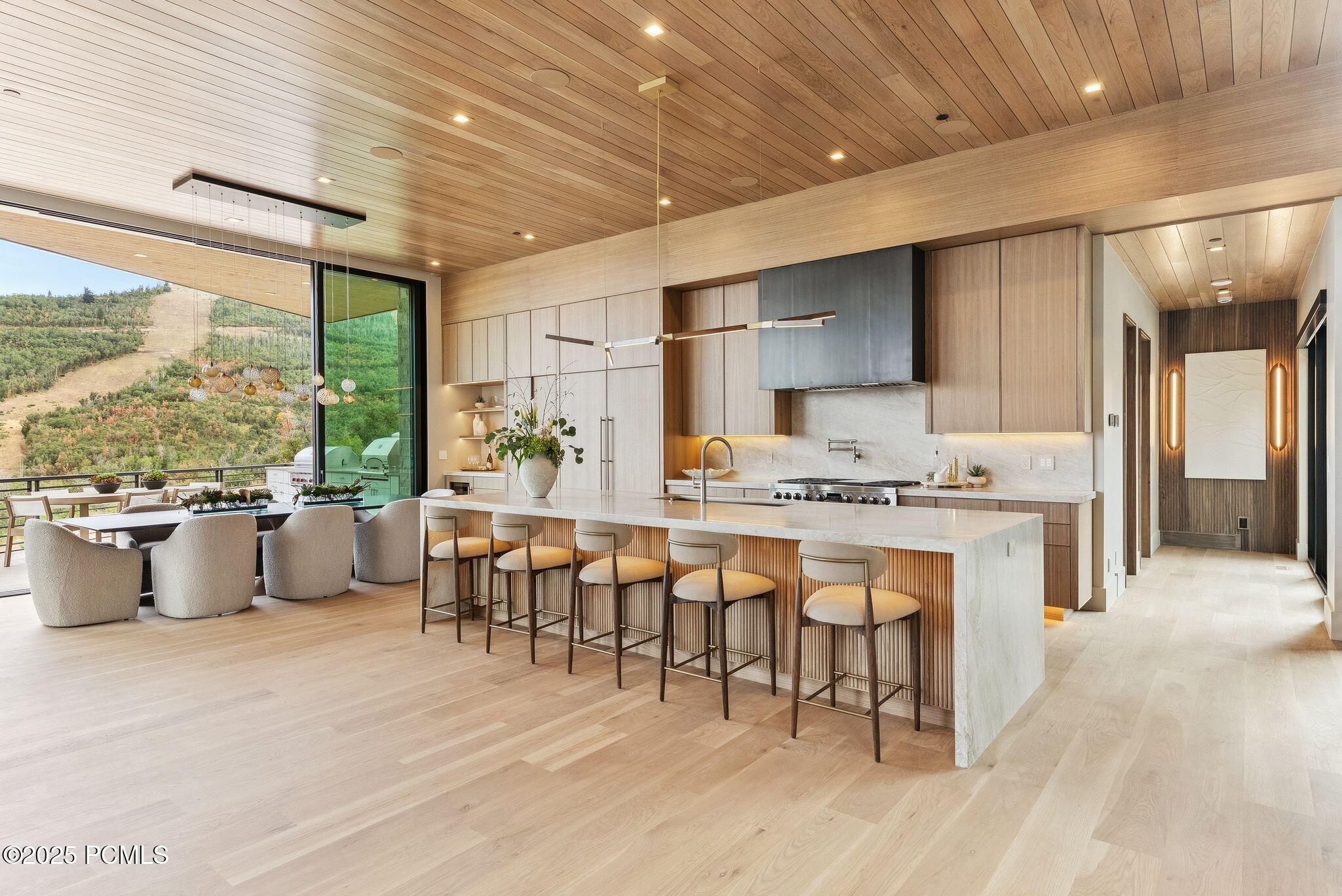 Park City, Utah 84060, United States, 6 Bedrooms Bedrooms, ,9 BathroomsBathrooms,Residential,Active,207376