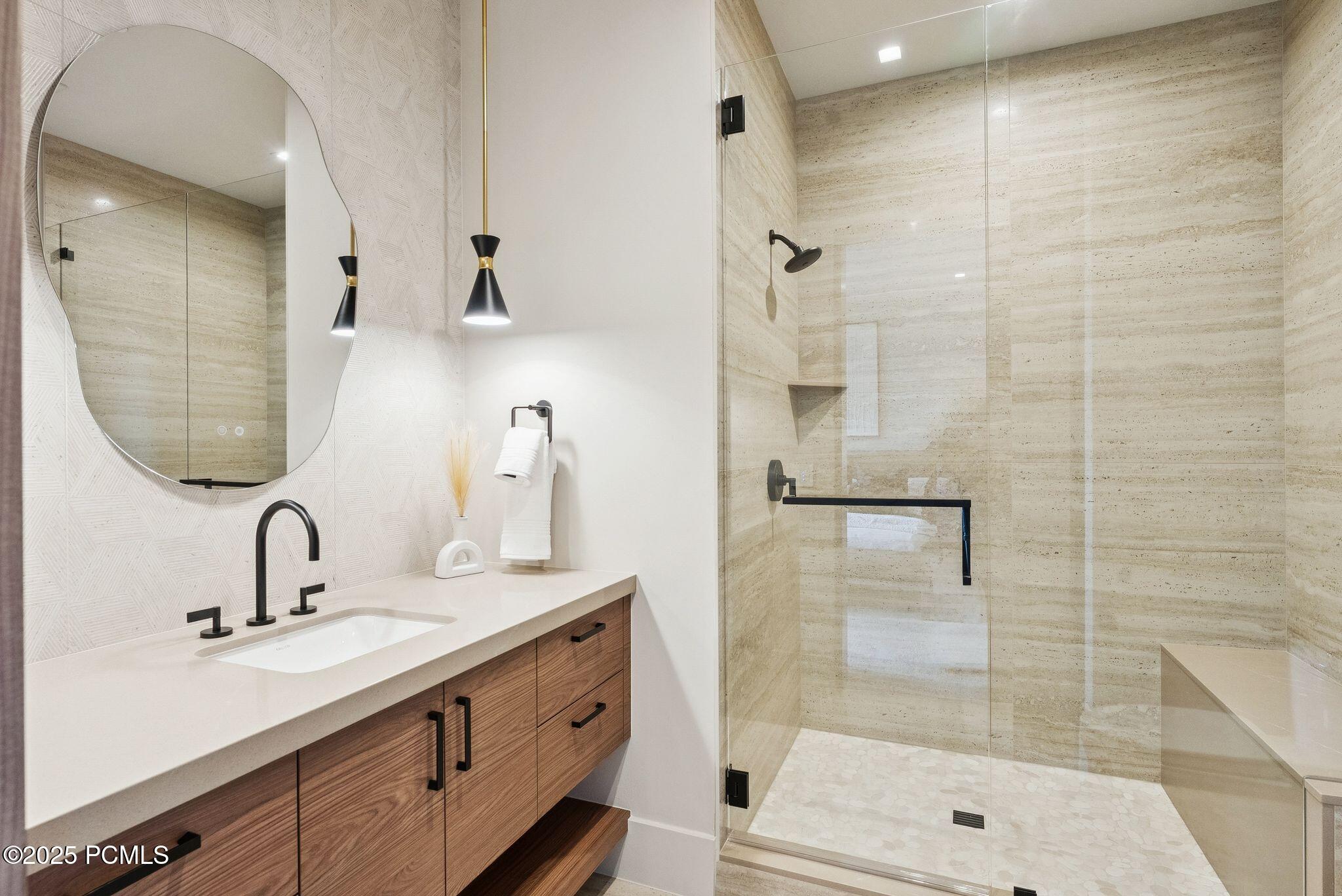 Park City, Utah 84060, United States, 6 Bedrooms Bedrooms, ,9 BathroomsBathrooms,Residential,Active,207376