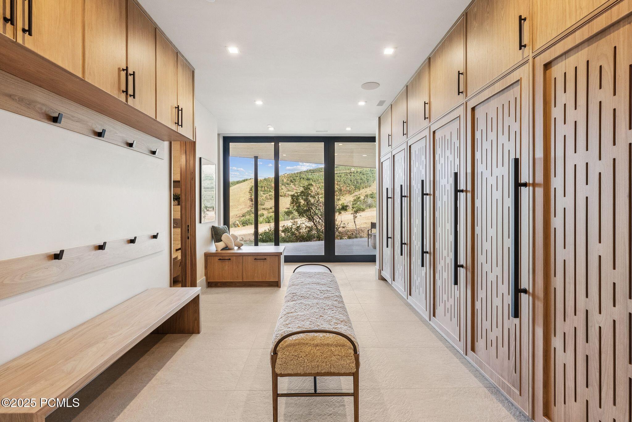 Park City, Utah 84060, United States, 6 Bedrooms Bedrooms, ,9 BathroomsBathrooms,Residential,Active,207376