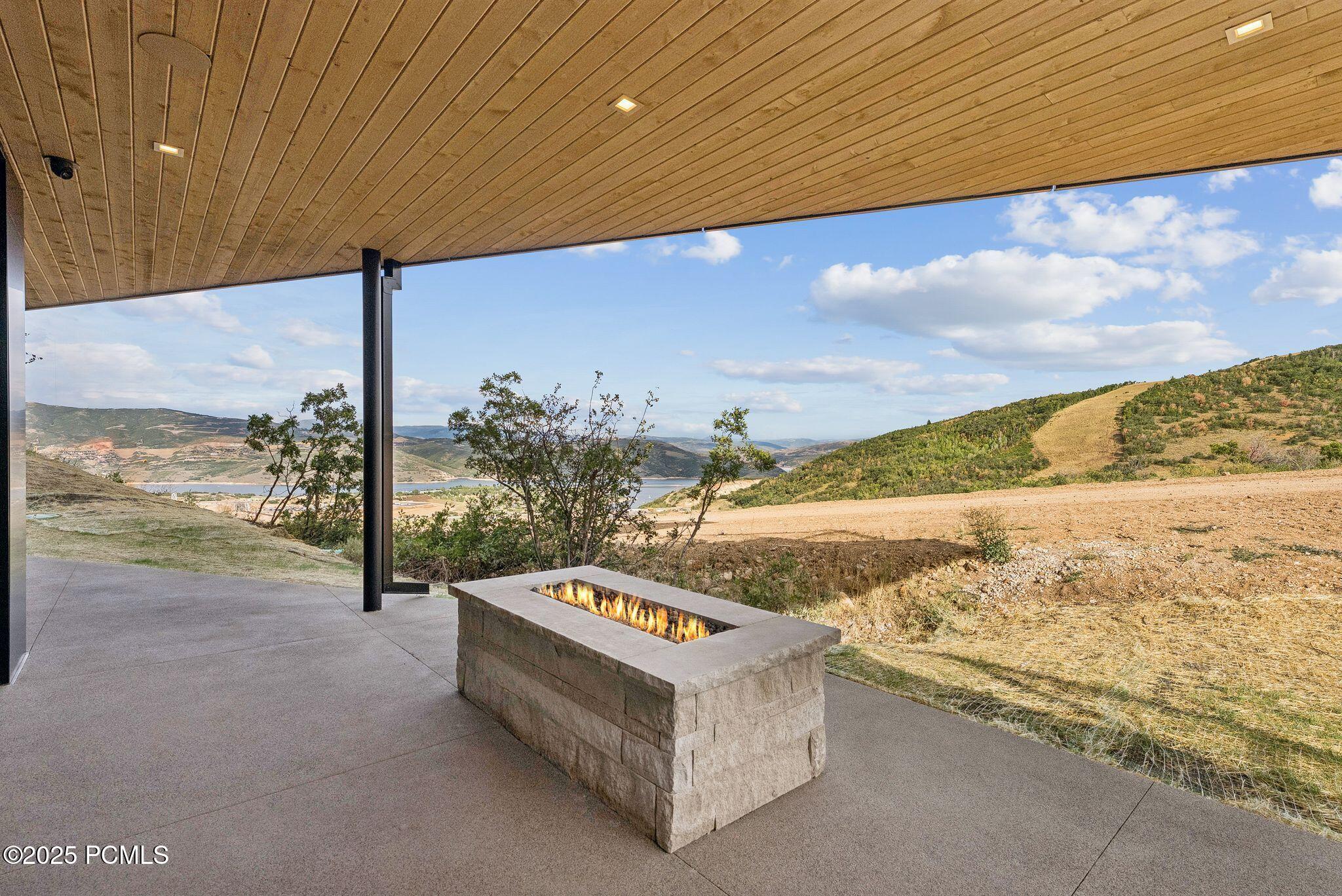 Park City, Utah 84060, United States, 6 Bedrooms Bedrooms, ,9 BathroomsBathrooms,Residential,Active,207376