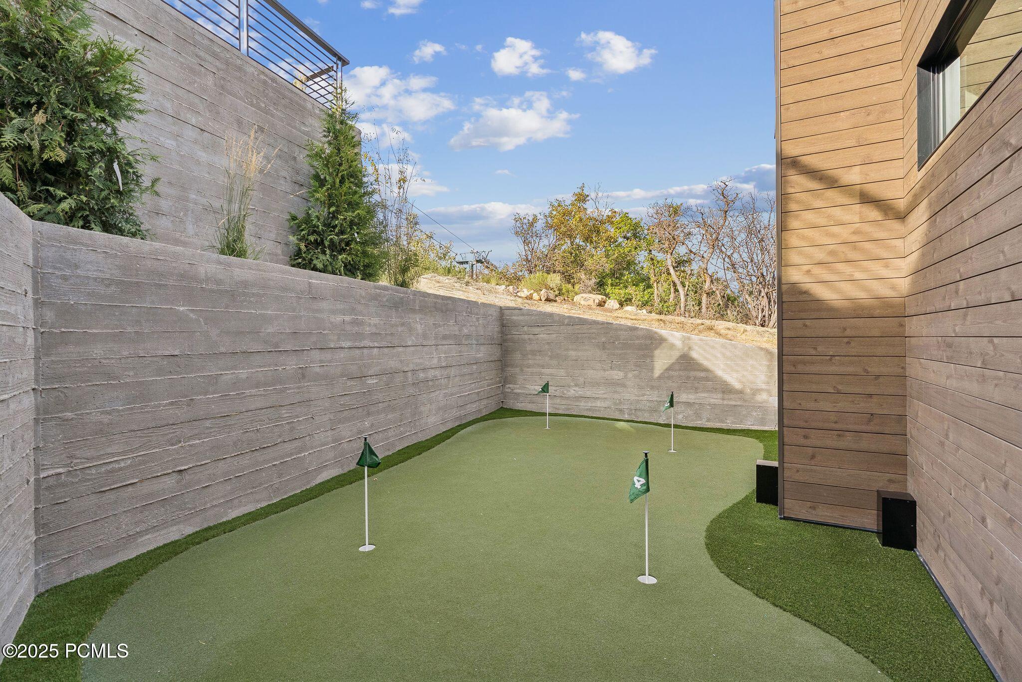 Park City, Utah 84060, United States, 6 Bedrooms Bedrooms, ,9 BathroomsBathrooms,Residential,Active,207376