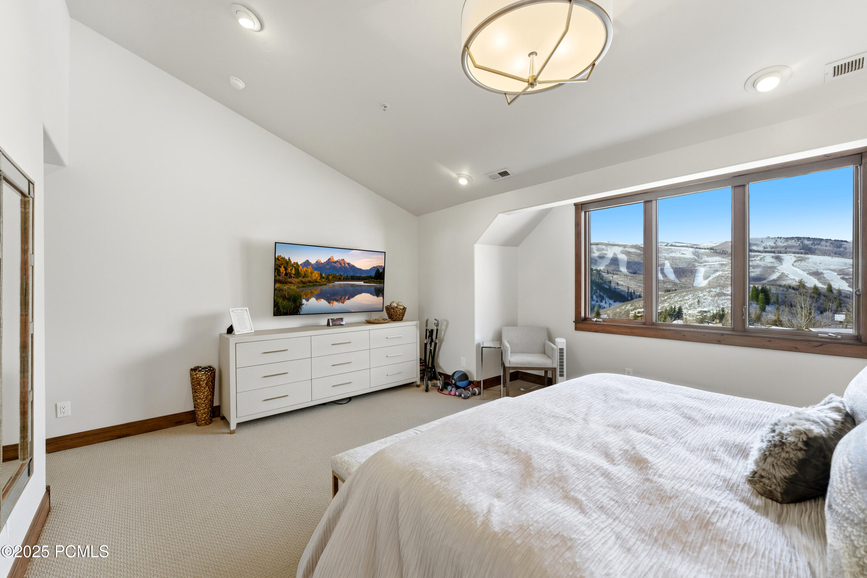 Park City, Utah 84060, United States, 5 Bedrooms Bedrooms, ,5 BathroomsBathrooms,Residential,Active,253681