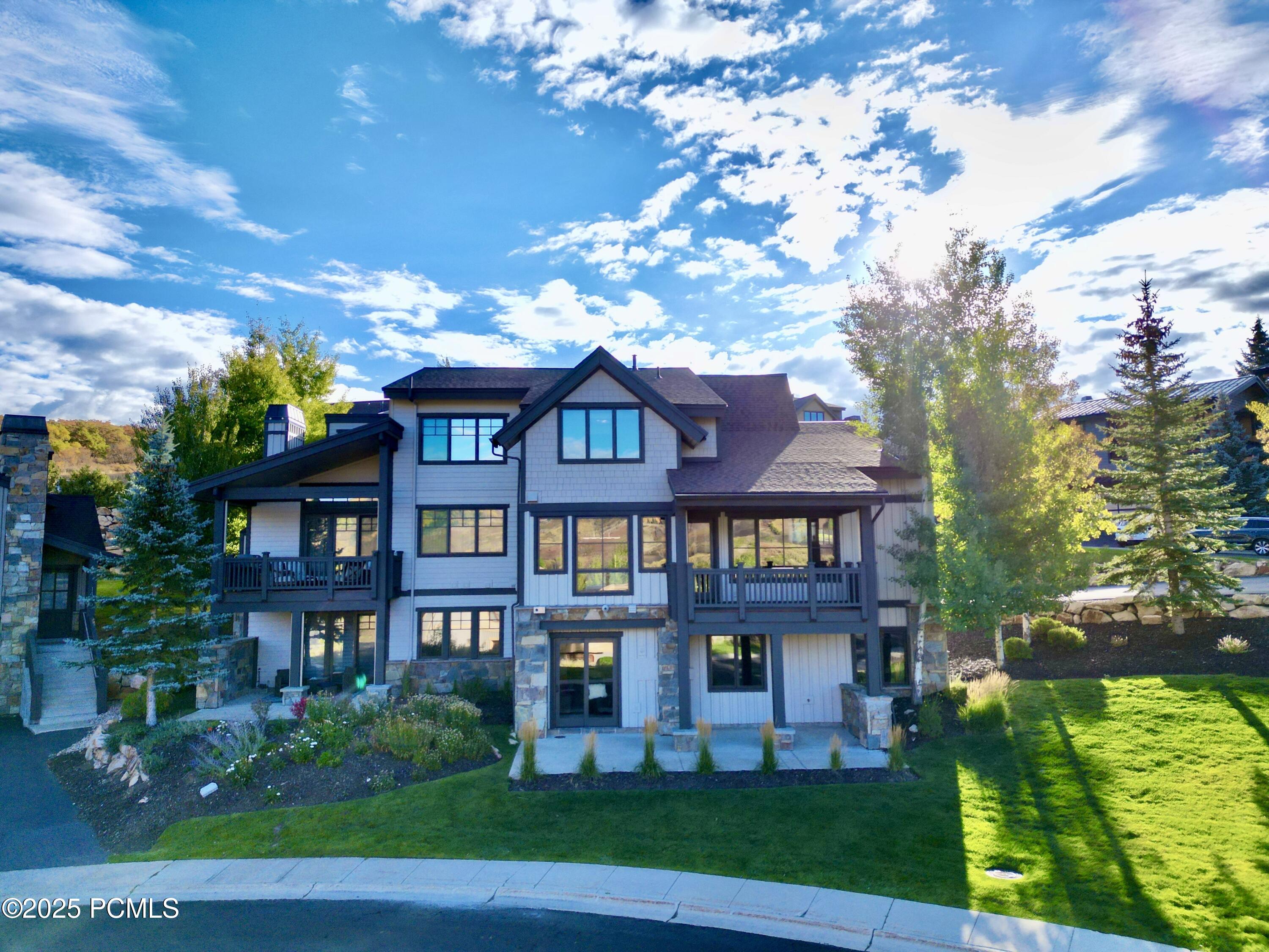 Park City, Utah 84060, United States, 5 Bedrooms Bedrooms, ,5 BathroomsBathrooms,Residential,Active,253681