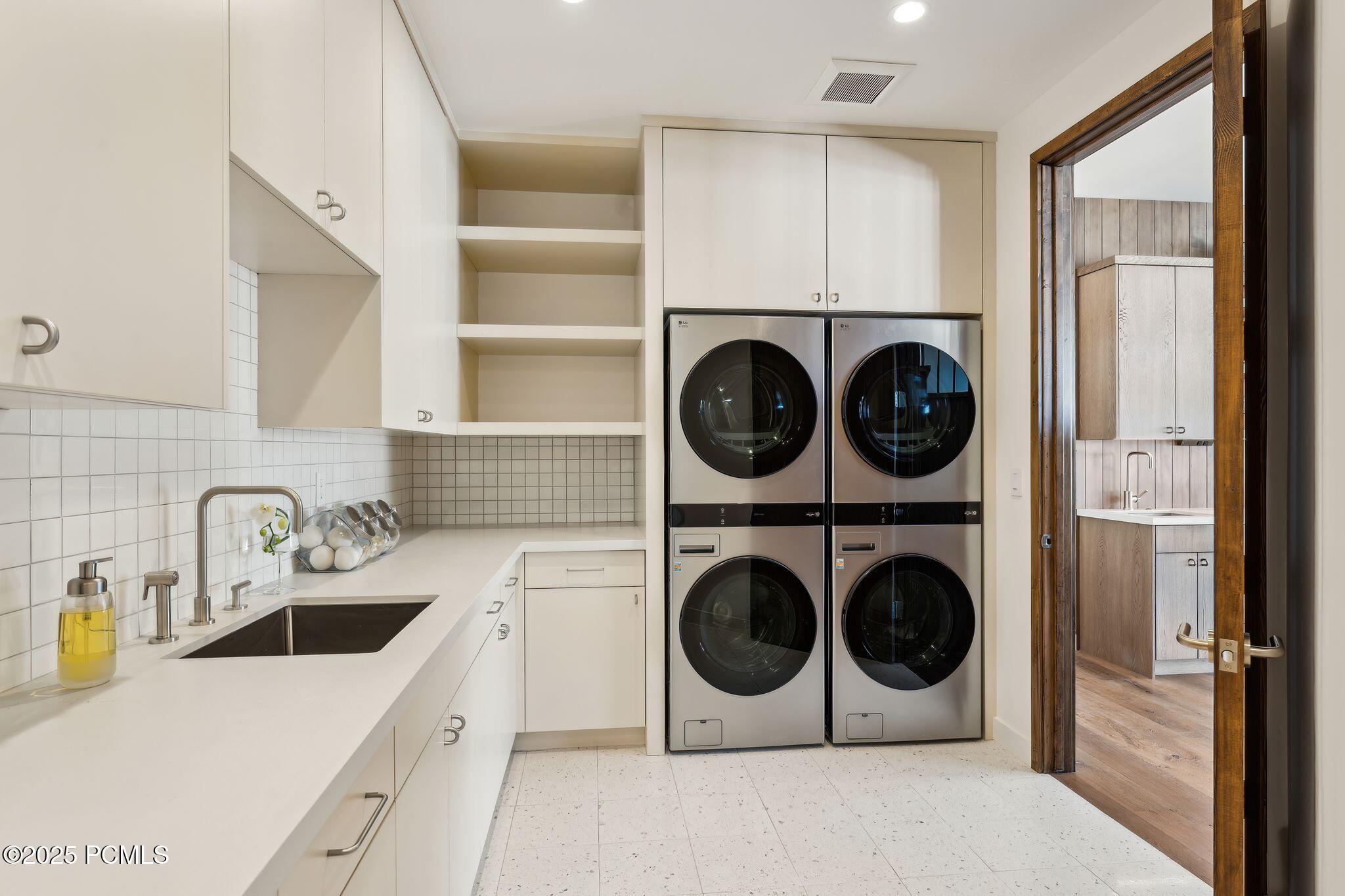 Park City, Utah 84060, United States, 5 Bedrooms Bedrooms, ,7 BathroomsBathrooms,Residential,Active,26850