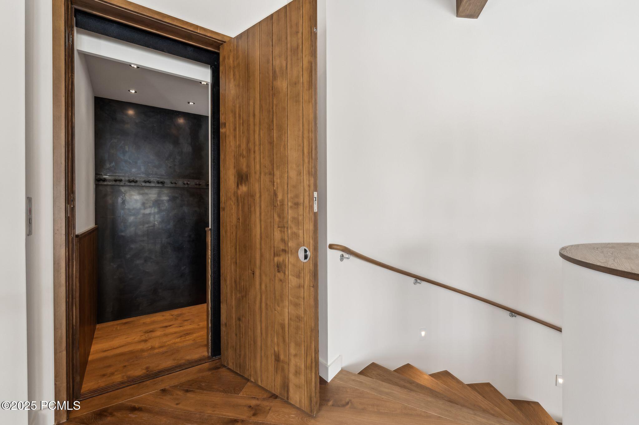 Park City, Utah 84060, United States, 5 Bedrooms Bedrooms, ,7 BathroomsBathrooms,Residential,Active,26850