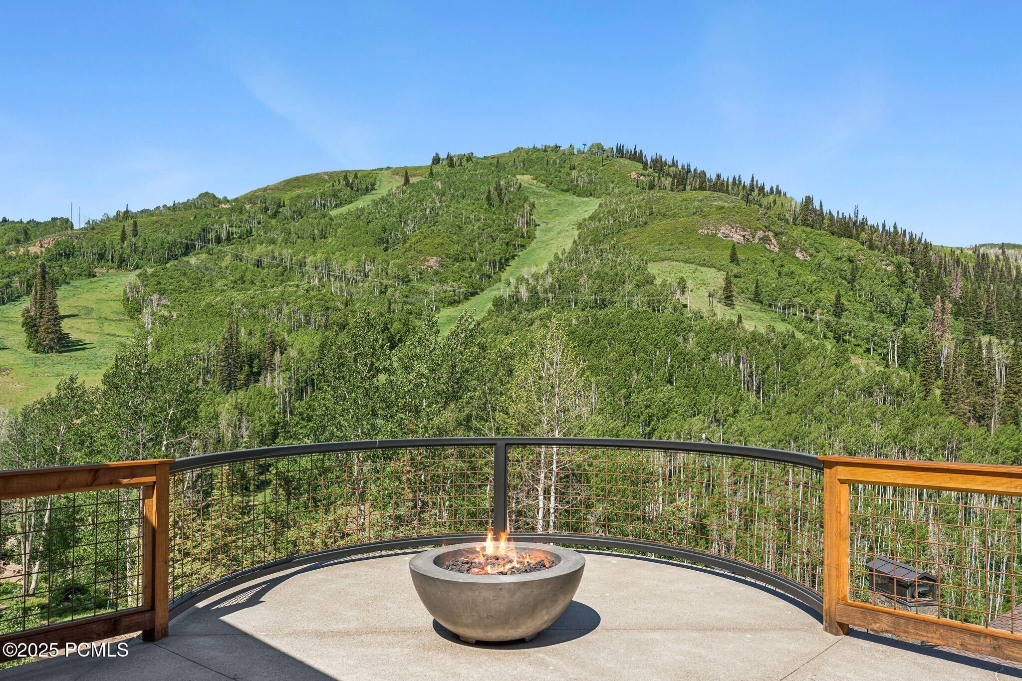 Park City, Utah 84060, United States, 5 Bedrooms Bedrooms, ,7 BathroomsBathrooms,Residential,Active,26850