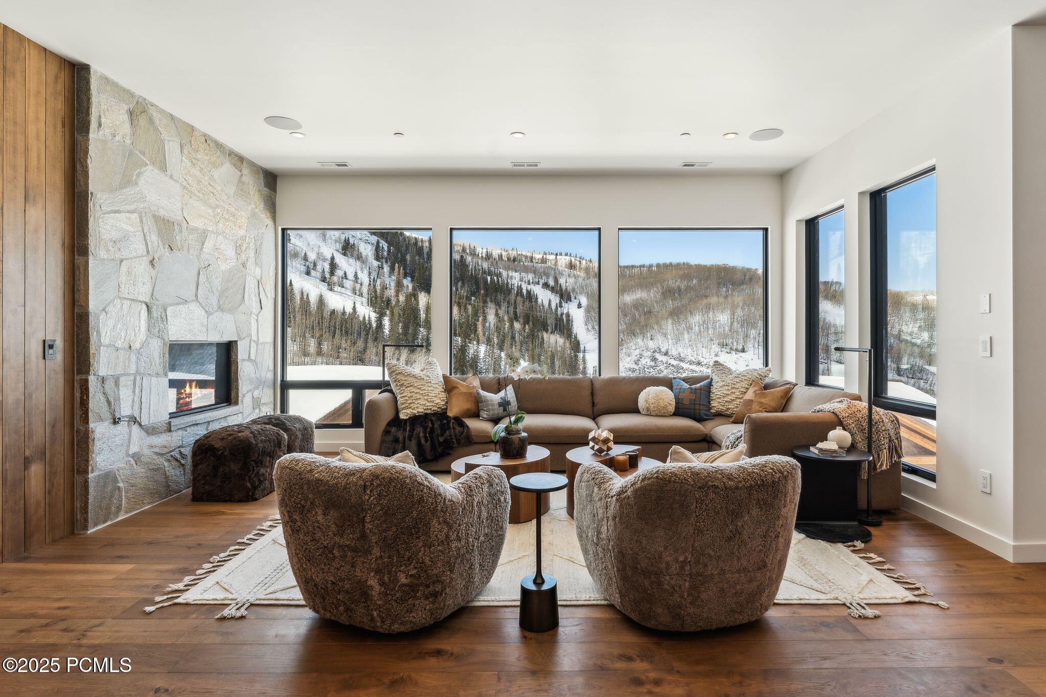 Park City, Utah 84060, United States, 5 Bedrooms Bedrooms, ,7 BathroomsBathrooms,Residential,Active,26850