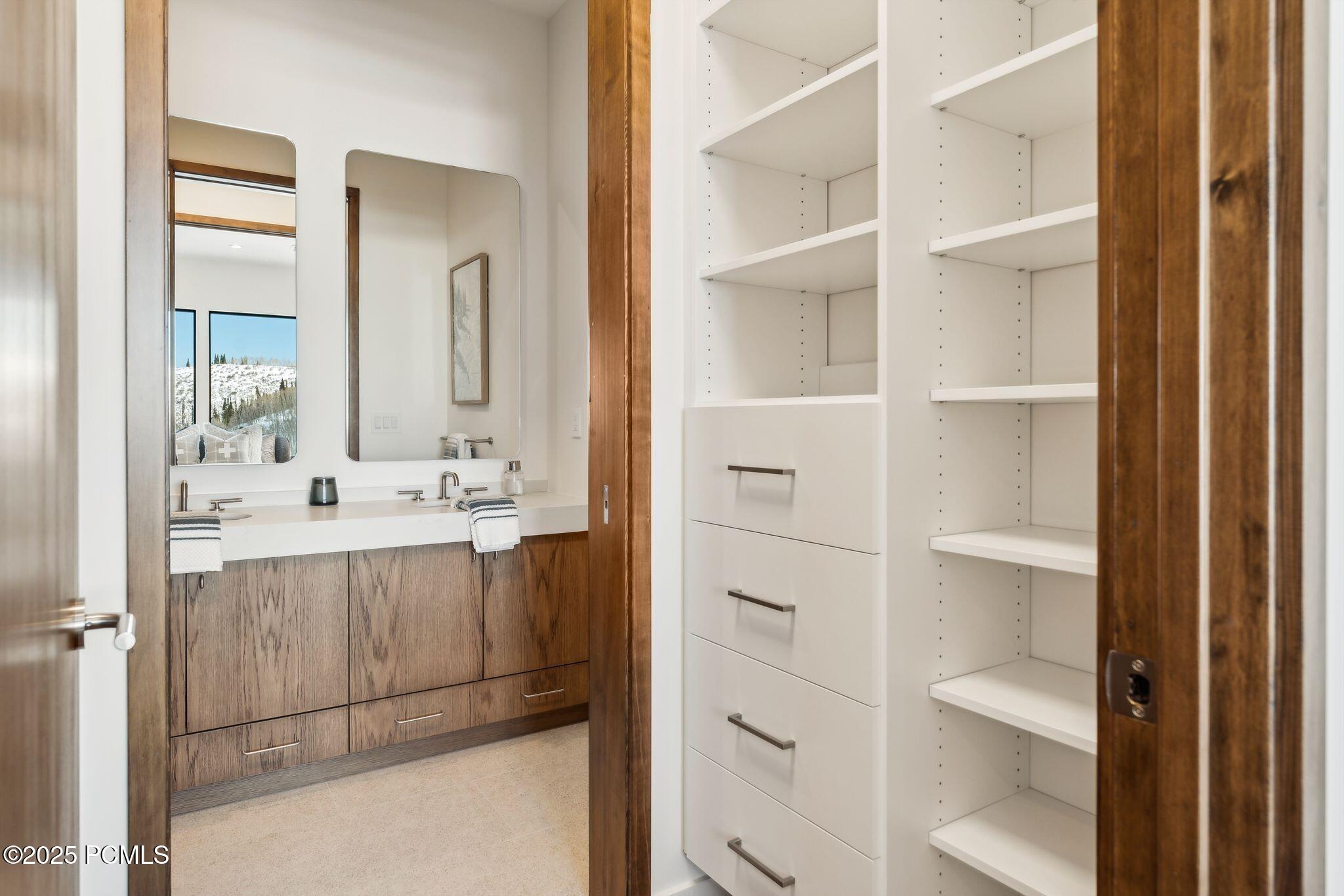 Park City, Utah 84060, United States, 5 Bedrooms Bedrooms, ,7 BathroomsBathrooms,Residential,Active,26850