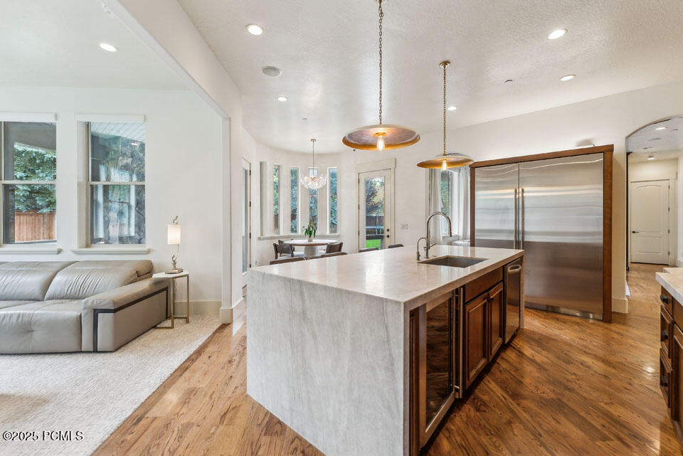 Park City, Utah 84060, United States, 3 Bedrooms Bedrooms, ,3 BathroomsBathrooms,Residential,Active,162013