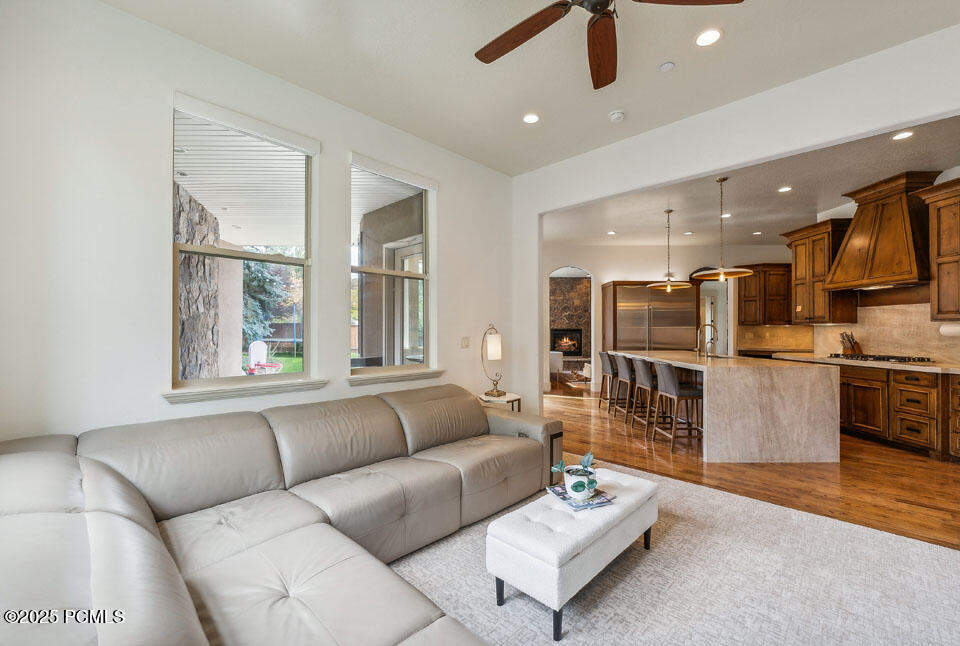 Park City, Utah 84060, United States, 3 Bedrooms Bedrooms, ,3 BathroomsBathrooms,Residential,Active,162013