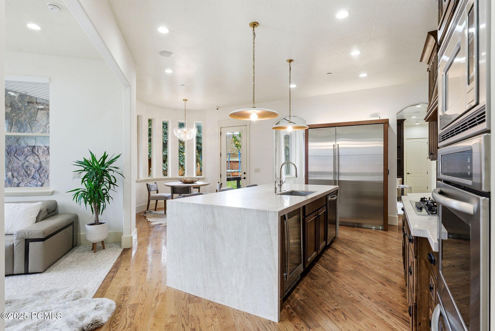 Park City, Utah 84060, United States, 3 Bedrooms Bedrooms, ,3 BathroomsBathrooms,Residential,Active,162013