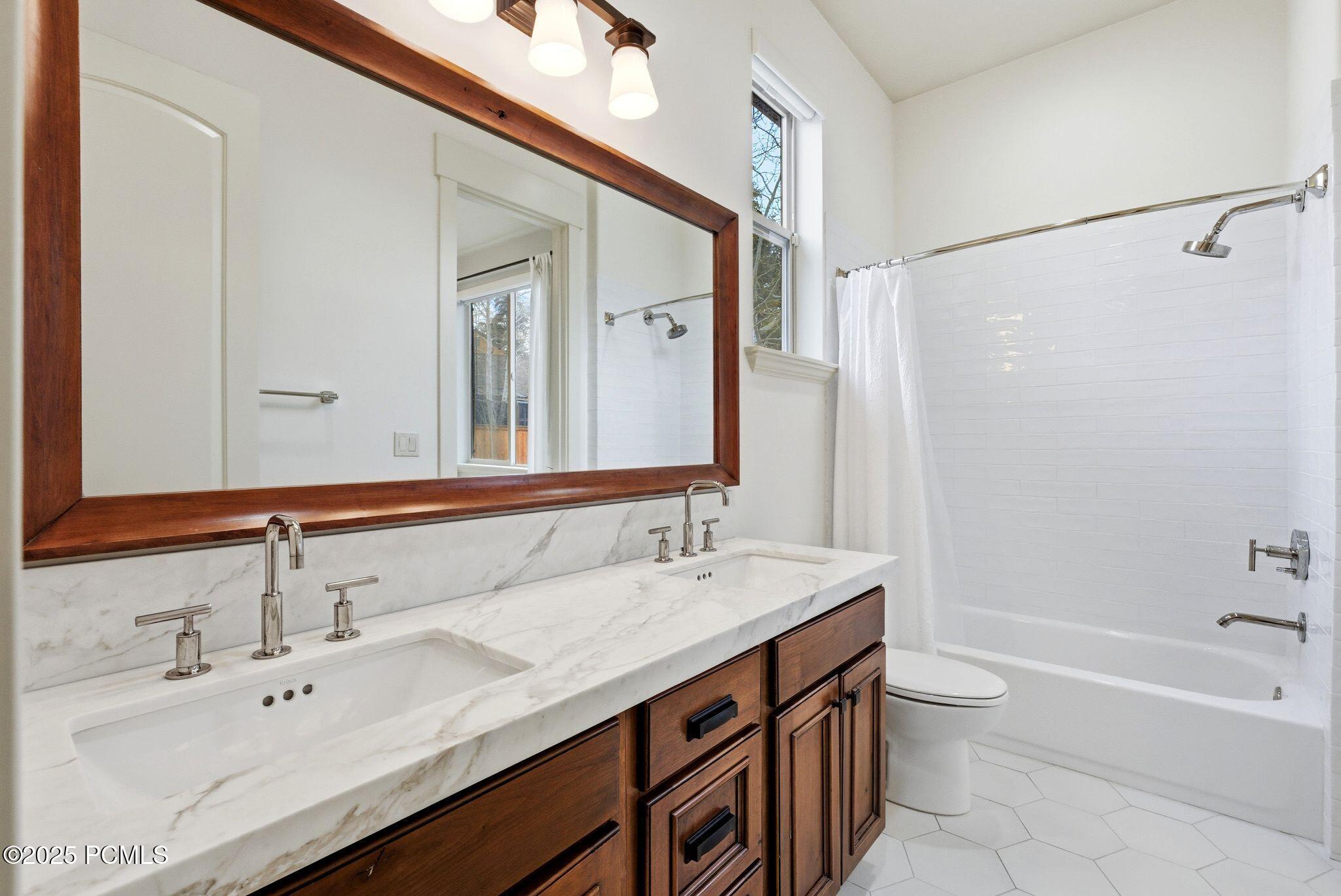 Park City, Utah 84060, United States, 3 Bedrooms Bedrooms, ,3 BathroomsBathrooms,Residential,Active,162013