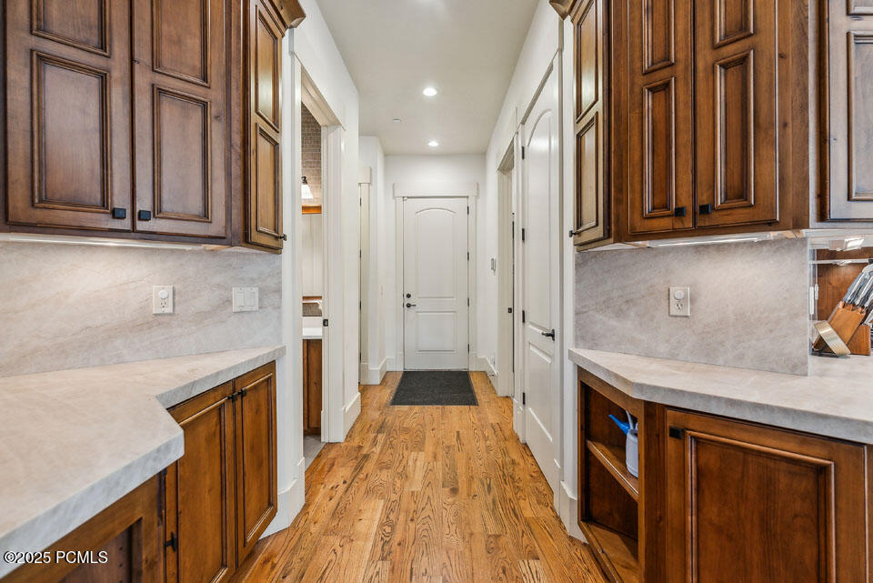 Park City, Utah 84060, United States, 3 Bedrooms Bedrooms, ,3 BathroomsBathrooms,Residential,Active,162013