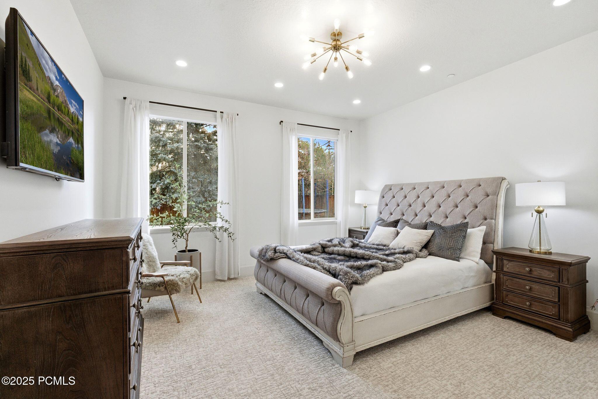 Park City, Utah 84060, United States, 3 Bedrooms Bedrooms, ,3 BathroomsBathrooms,Residential,Active,162013