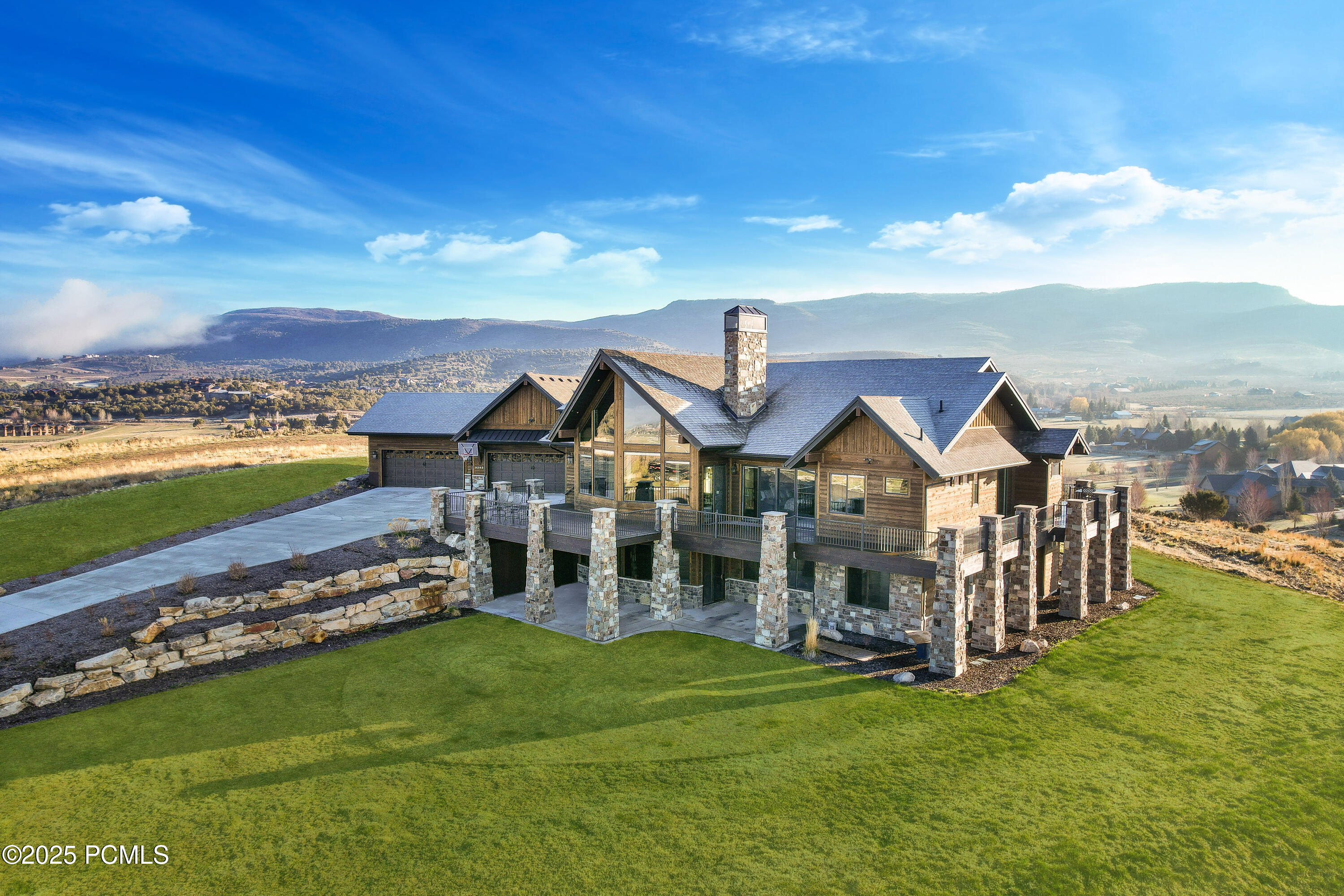 3203 E Kings Crest Court, Heber City, Utah image 1