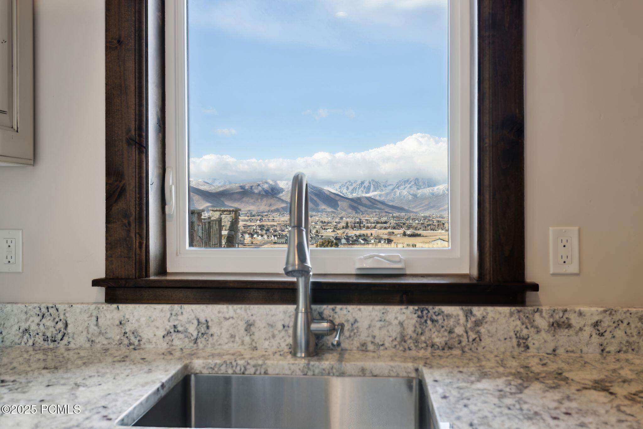 3203 E Kings Crest Court, Heber City, Utah image 24