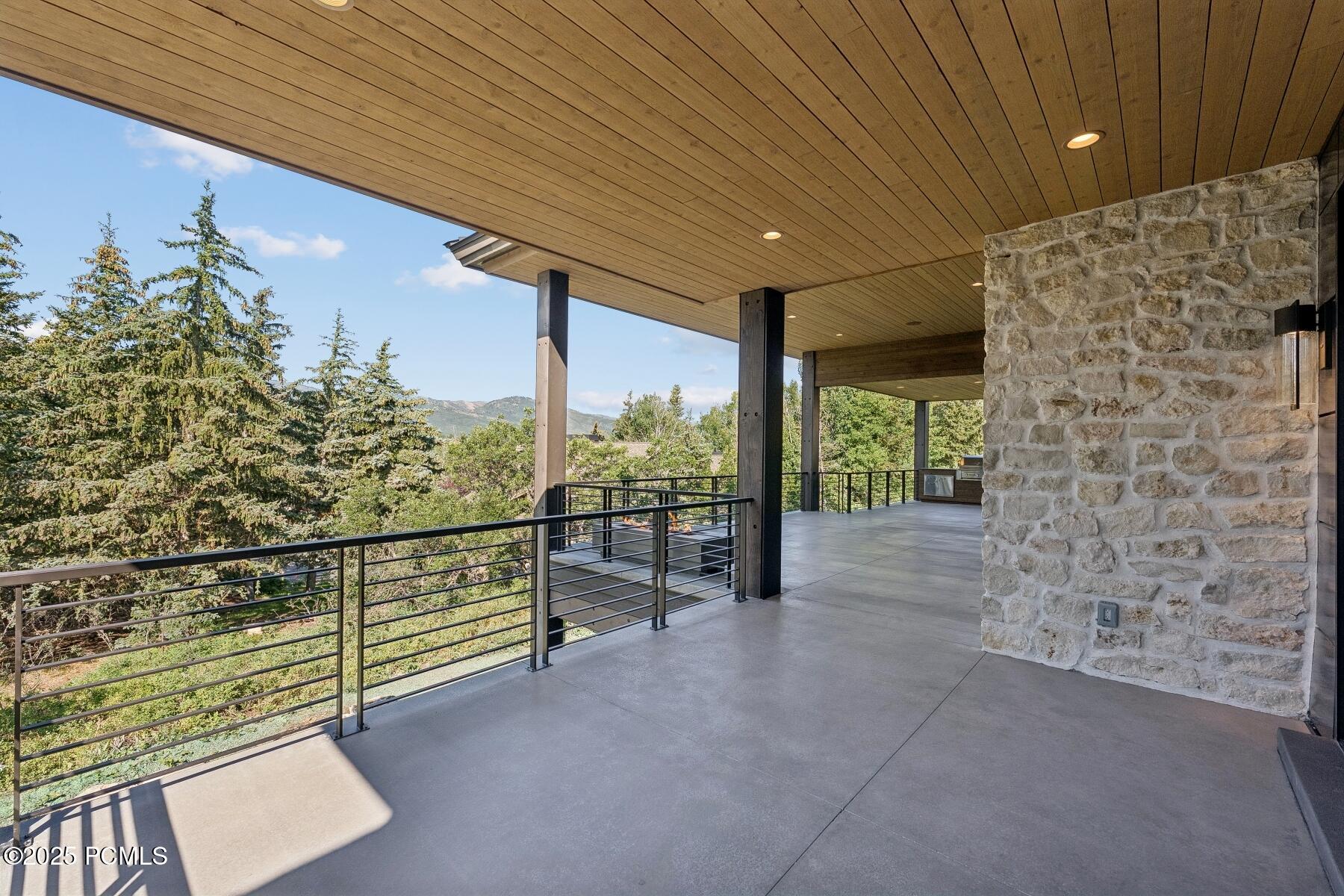 Park City, Utah 84060, United States, 6 Bedrooms Bedrooms, ,7 BathroomsBathrooms,Residential,Active,48698