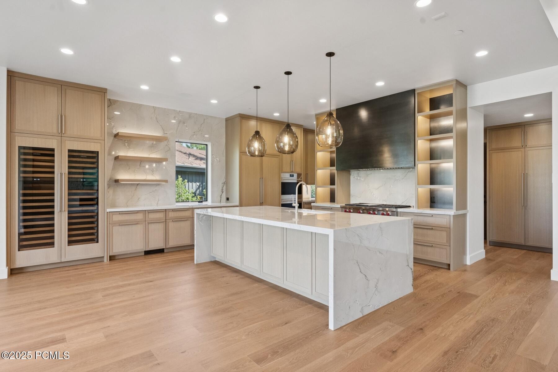 Park City, Utah 84060, United States, 6 Bedrooms Bedrooms, ,7 BathroomsBathrooms,Residential,Active,48698