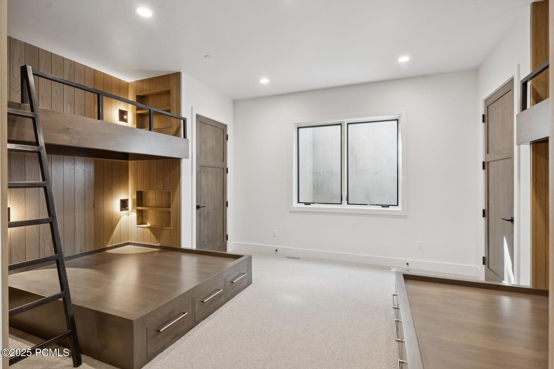 Park City, Utah 84060, United States, 6 Bedrooms Bedrooms, ,7 BathroomsBathrooms,Residential,Active,48698