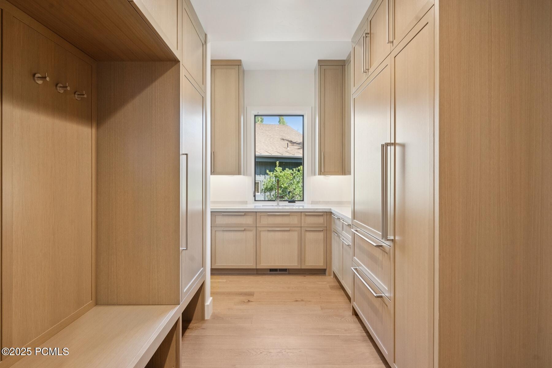 Park City, Utah 84060, United States, 6 Bedrooms Bedrooms, ,7 BathroomsBathrooms,Residential,Active,48698