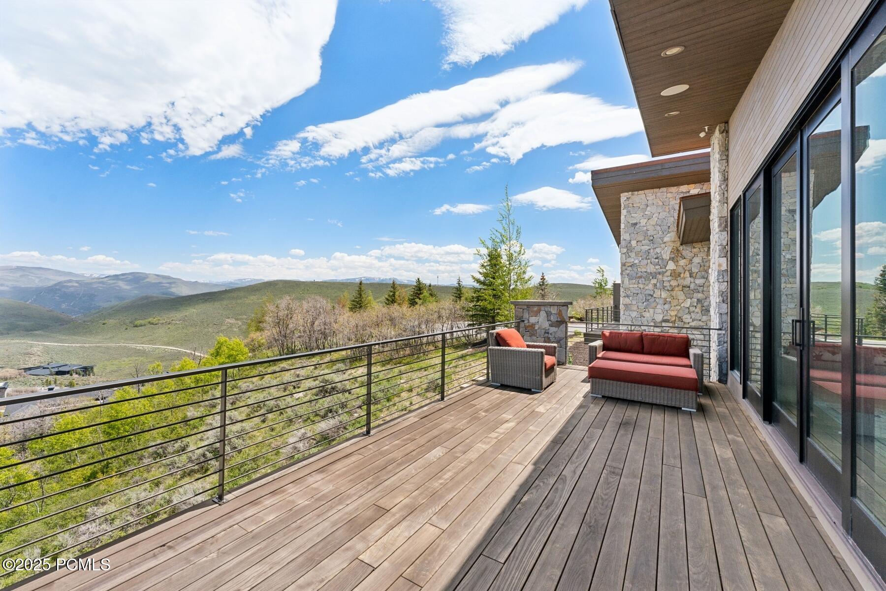 Park City, Utah 84098, United States, 4 Bedrooms Bedrooms, ,5 BathroomsBathrooms,Residential,Active,136254