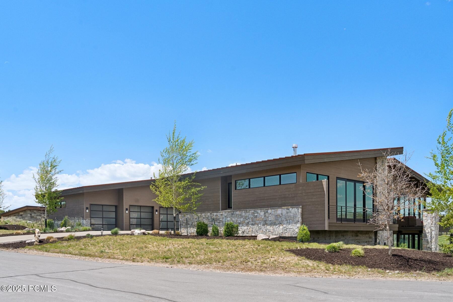 Park City, Utah 84098, United States, 4 Bedrooms Bedrooms, ,5 BathroomsBathrooms,Residential,Active,136254