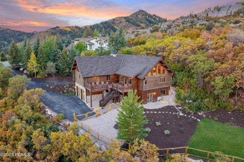 Homes For Sale - 6874 Saddle Court<br/> Park City, UT 84098
