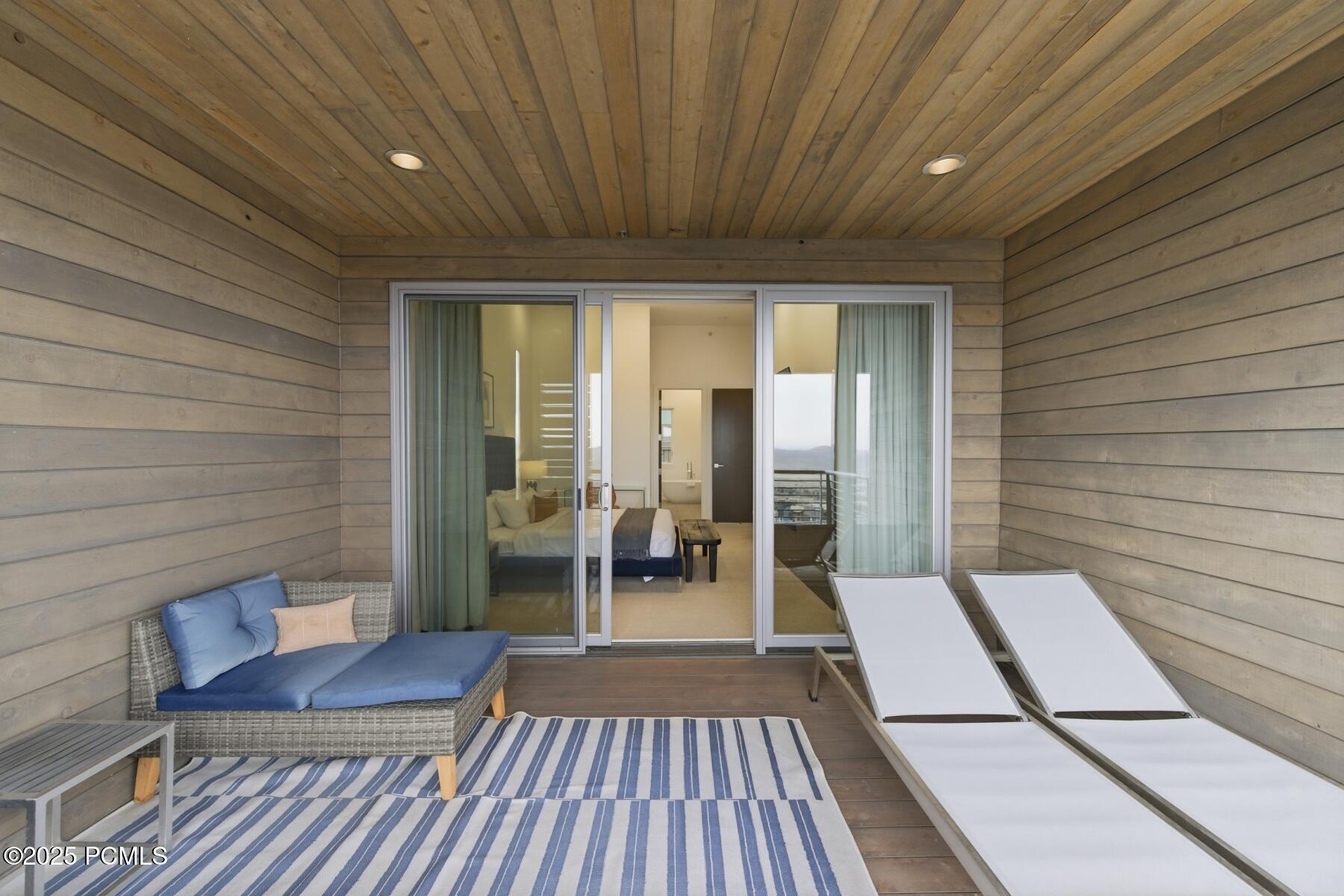 Park City, Utah 84098, United States, 4 Bedrooms Bedrooms, ,5 BathroomsBathrooms,Residential,Active,250352