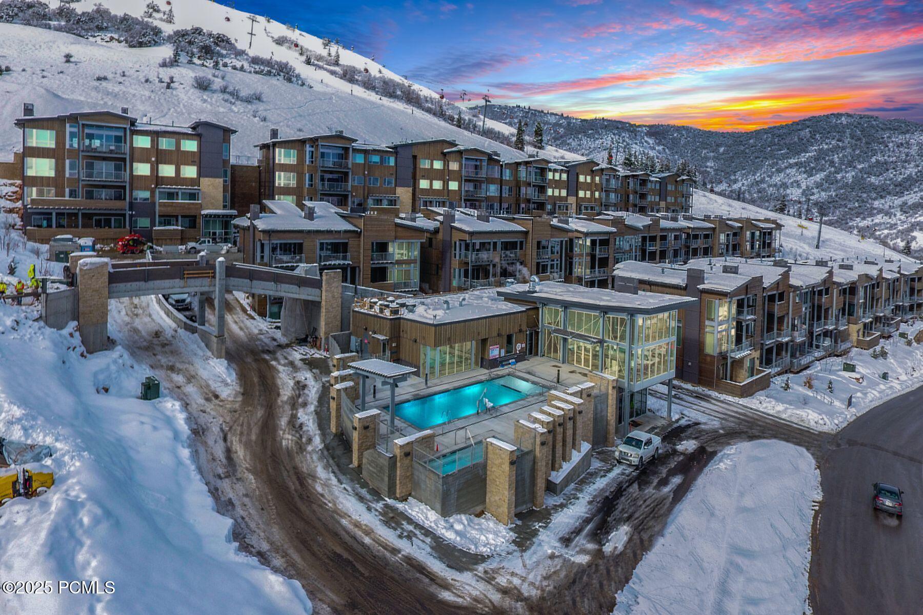 Park City, Utah 84098, United States, 4 Bedrooms Bedrooms, ,5 BathroomsBathrooms,Residential,Active,250352