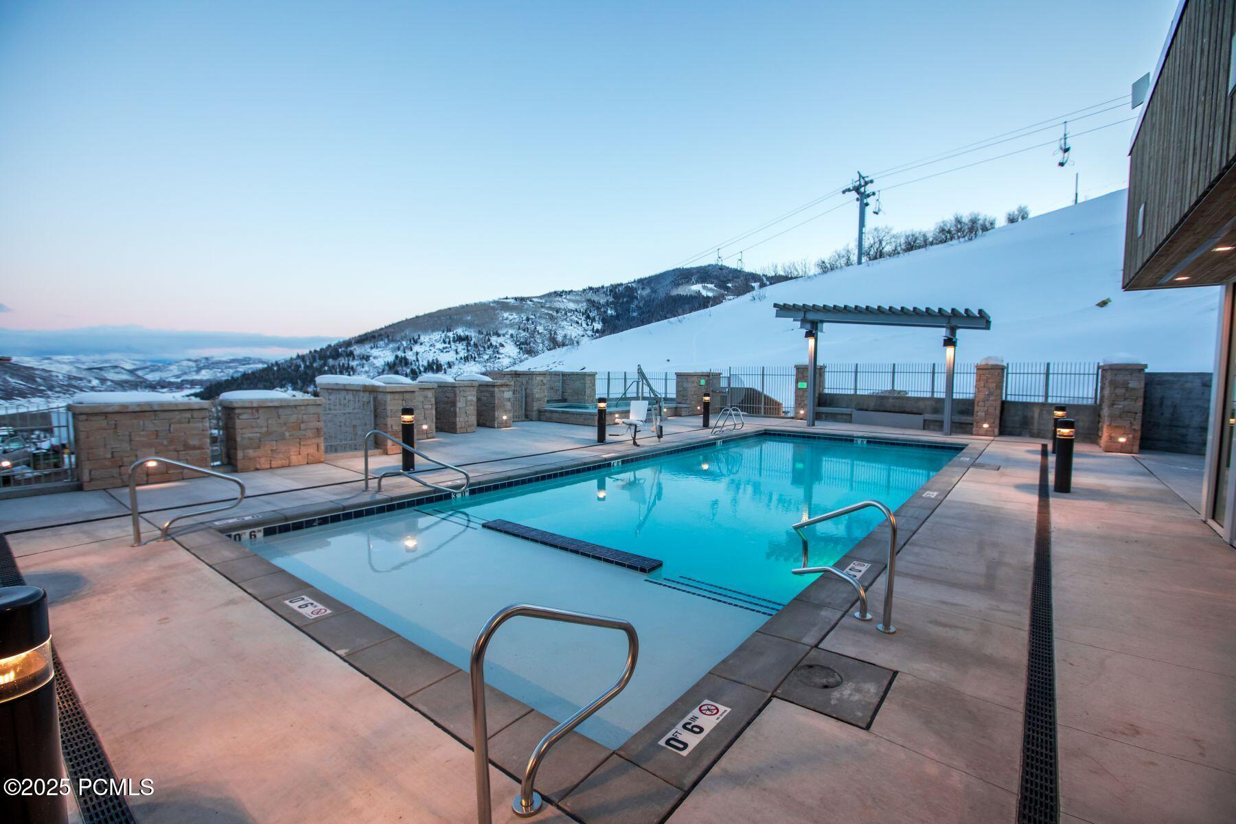 Park City, Utah 84098, United States, 4 Bedrooms Bedrooms, ,5 BathroomsBathrooms,Residential,Active,250352