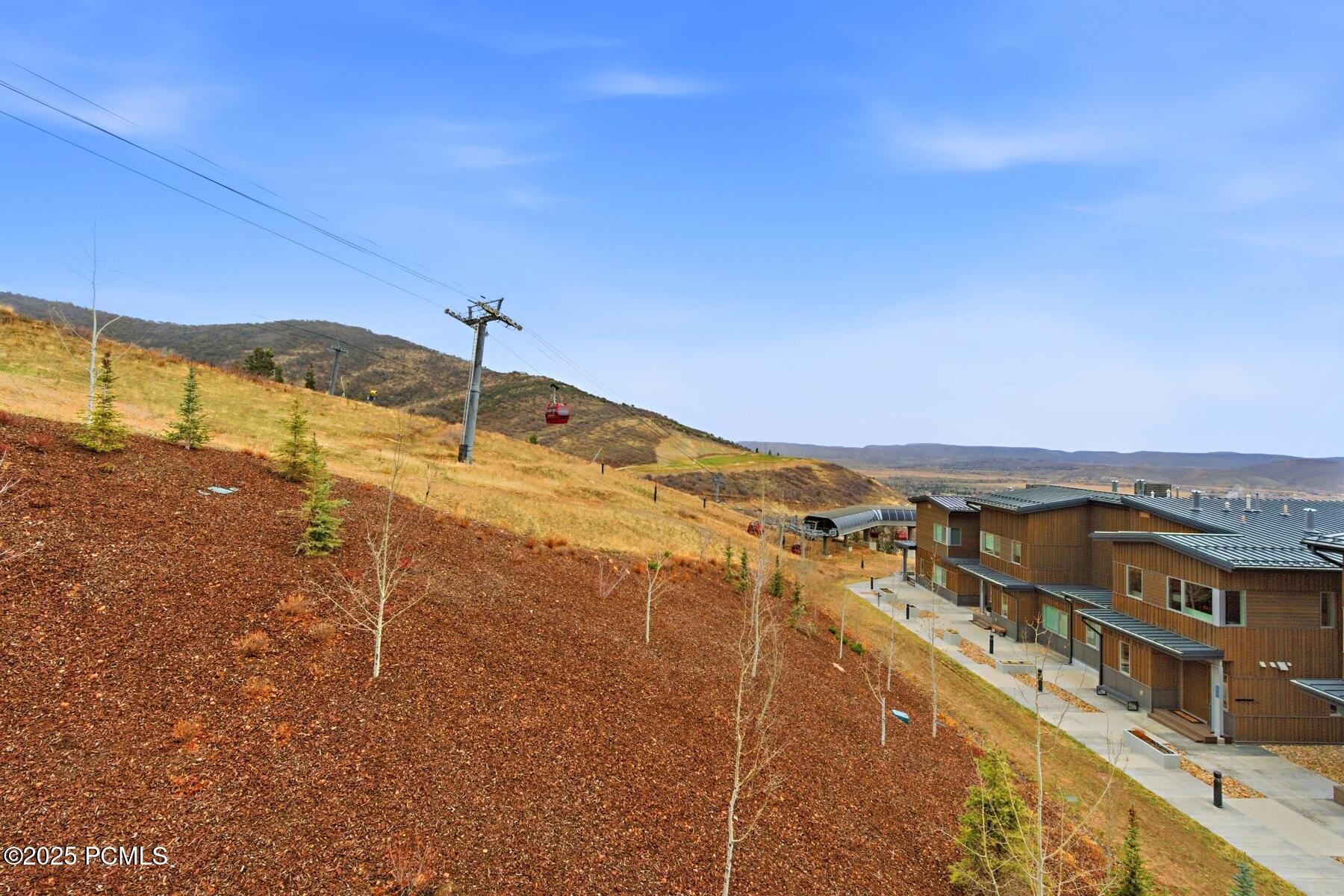 Park City, Utah 84098, United States, 4 Bedrooms Bedrooms, ,5 BathroomsBathrooms,Residential,Active,250352