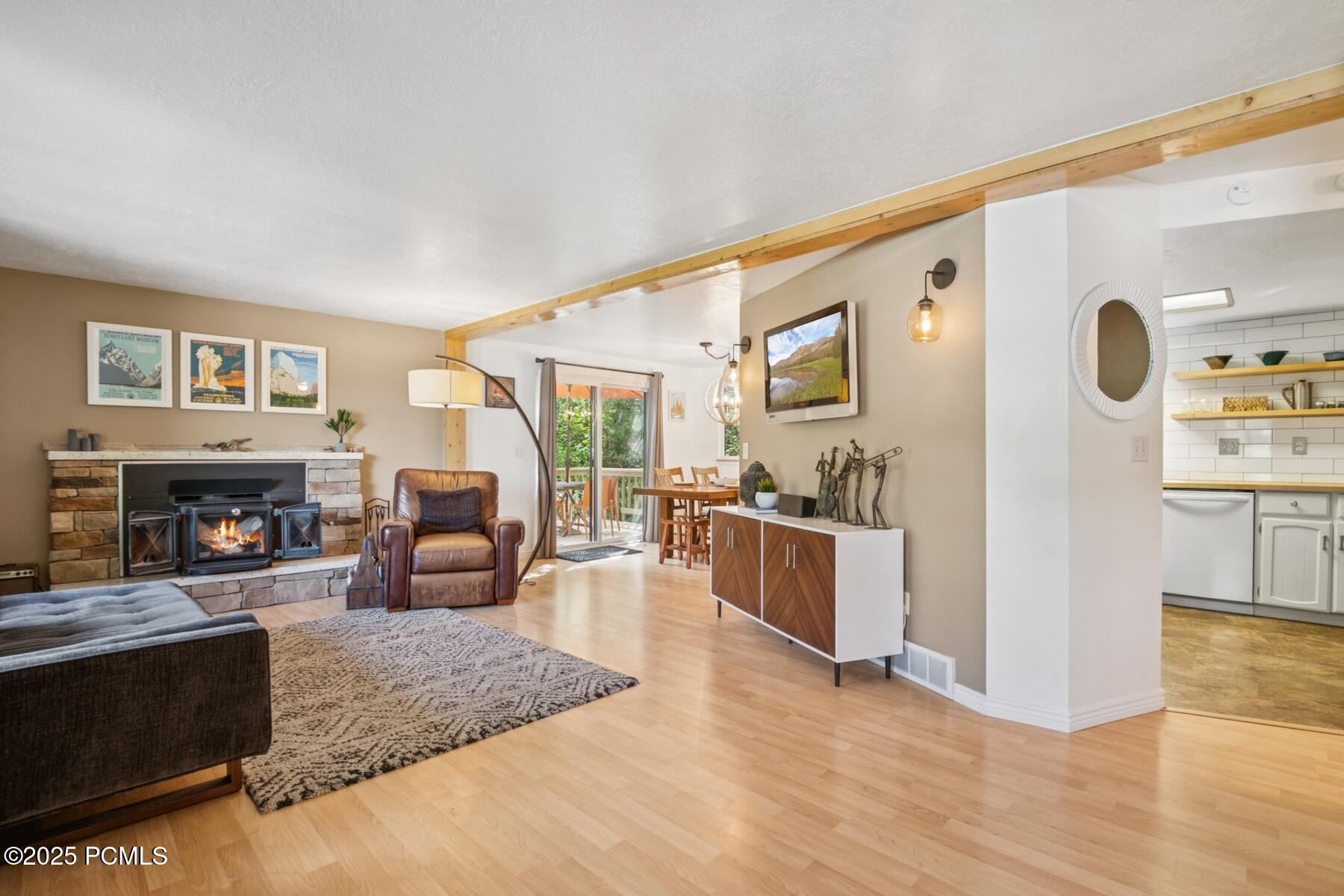 Park City, Utah 84098, United States, 3 Bedrooms Bedrooms, ,1 BathroomBathrooms,Residential,Pending,176348