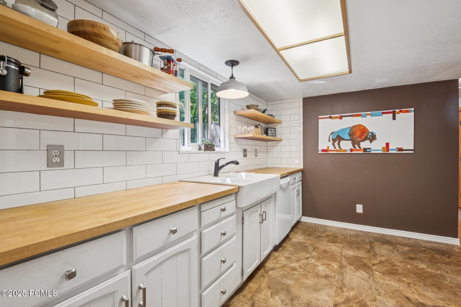 Park City, Utah 84098, United States, 3 Bedrooms Bedrooms, ,1 BathroomBathrooms,Residential,Pending,176348