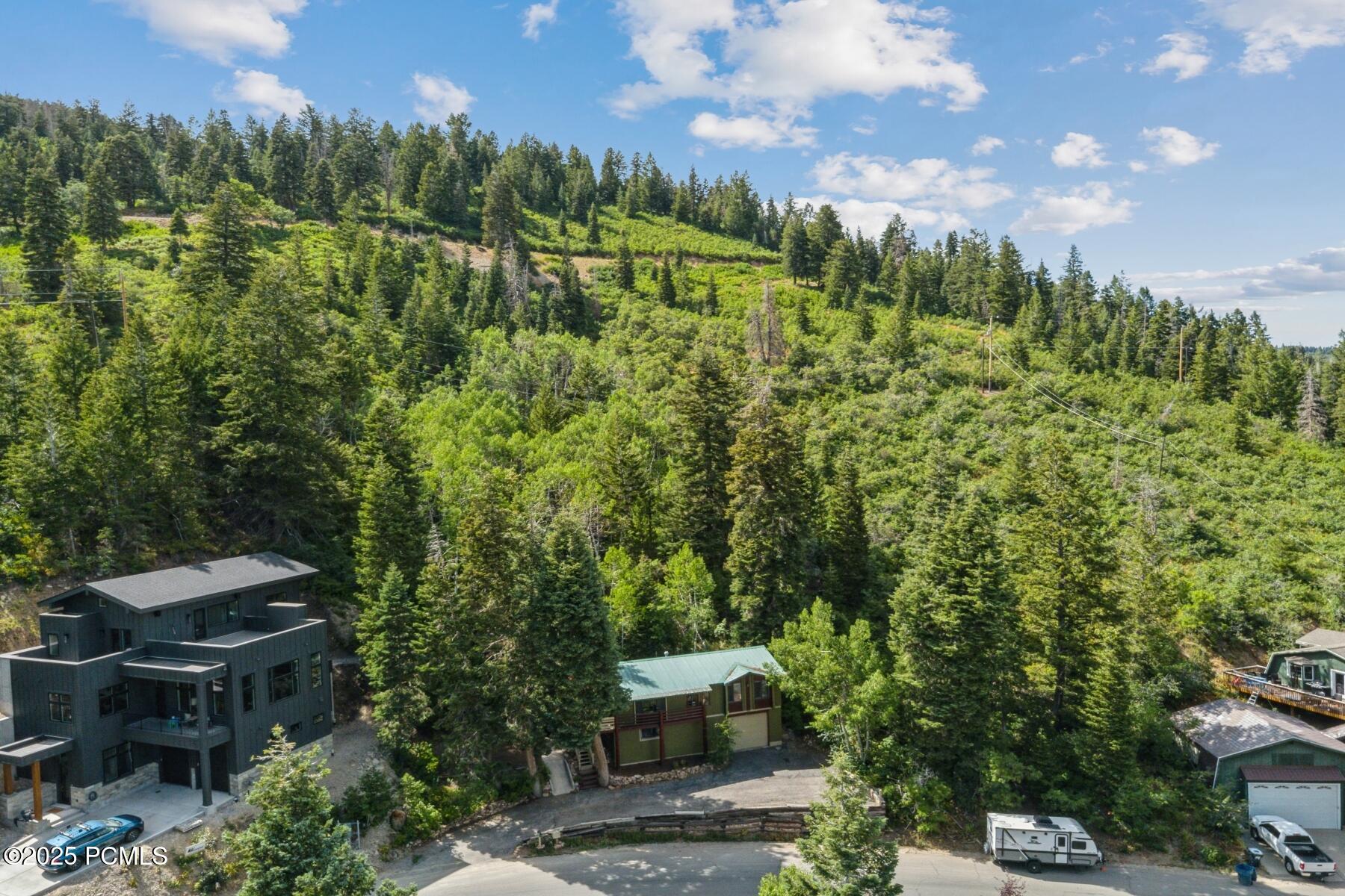 Park City, Utah 84098, United States, 3 Bedrooms Bedrooms, ,1 BathroomBathrooms,Residential,Pending,176348