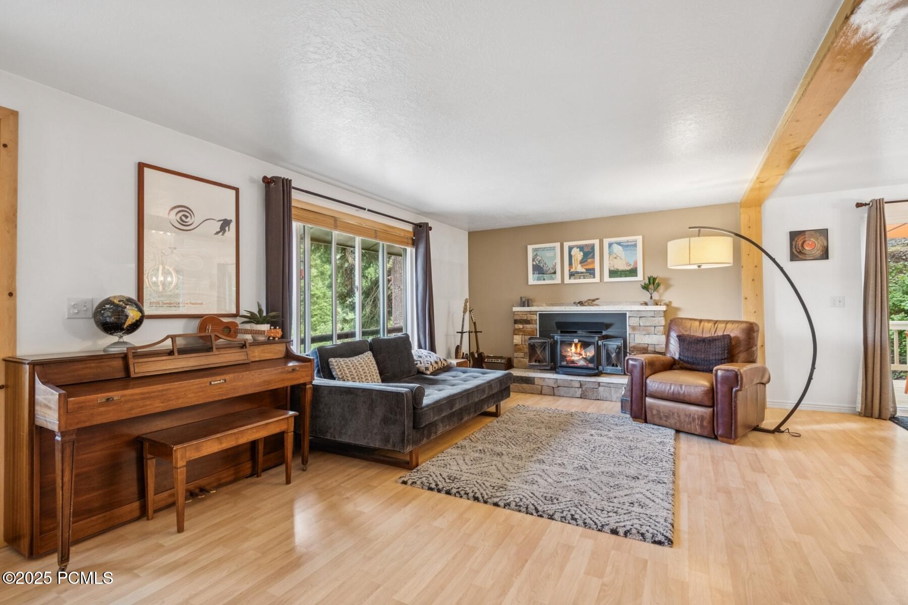 Park City, Utah 84098, United States, 3 Bedrooms Bedrooms, ,1 BathroomBathrooms,Residential,Pending,176348