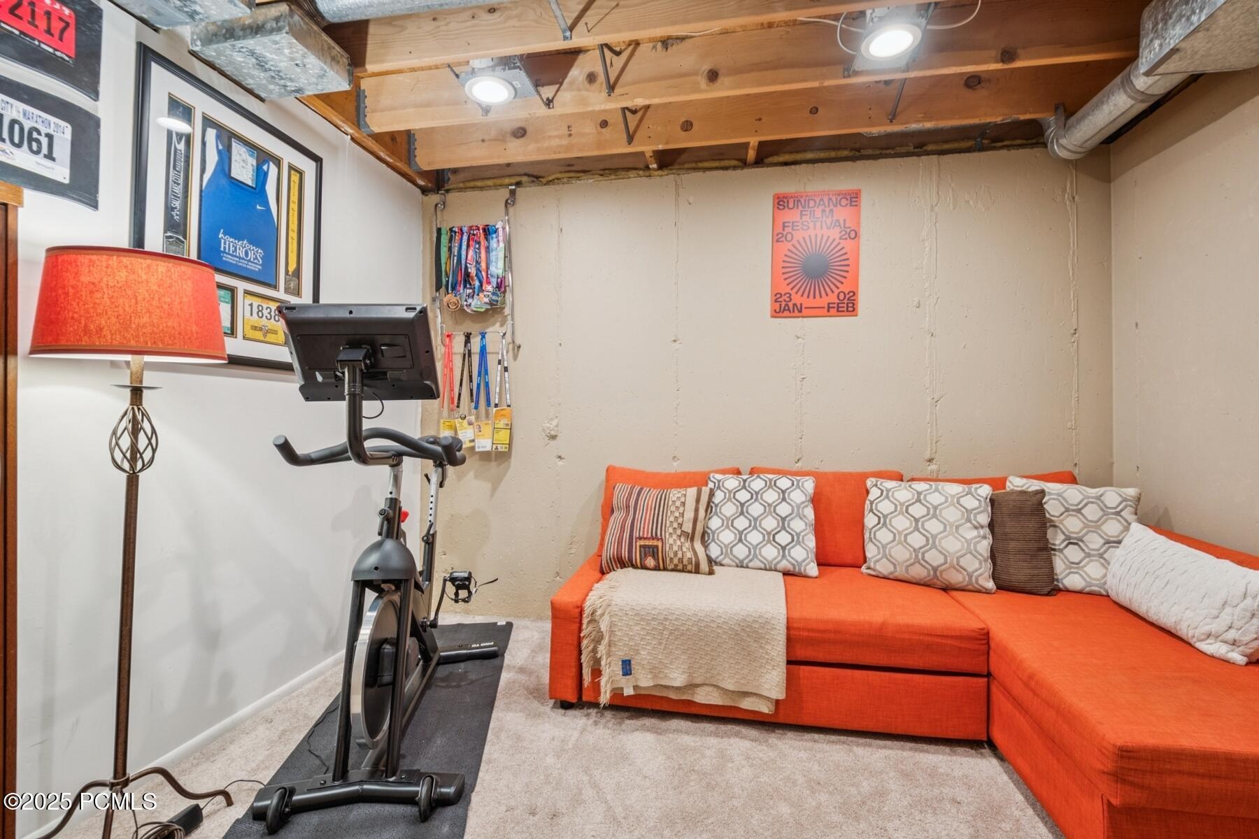 Park City, Utah 84098, United States, 3 Bedrooms Bedrooms, ,1 BathroomBathrooms,Residential,Pending,176348